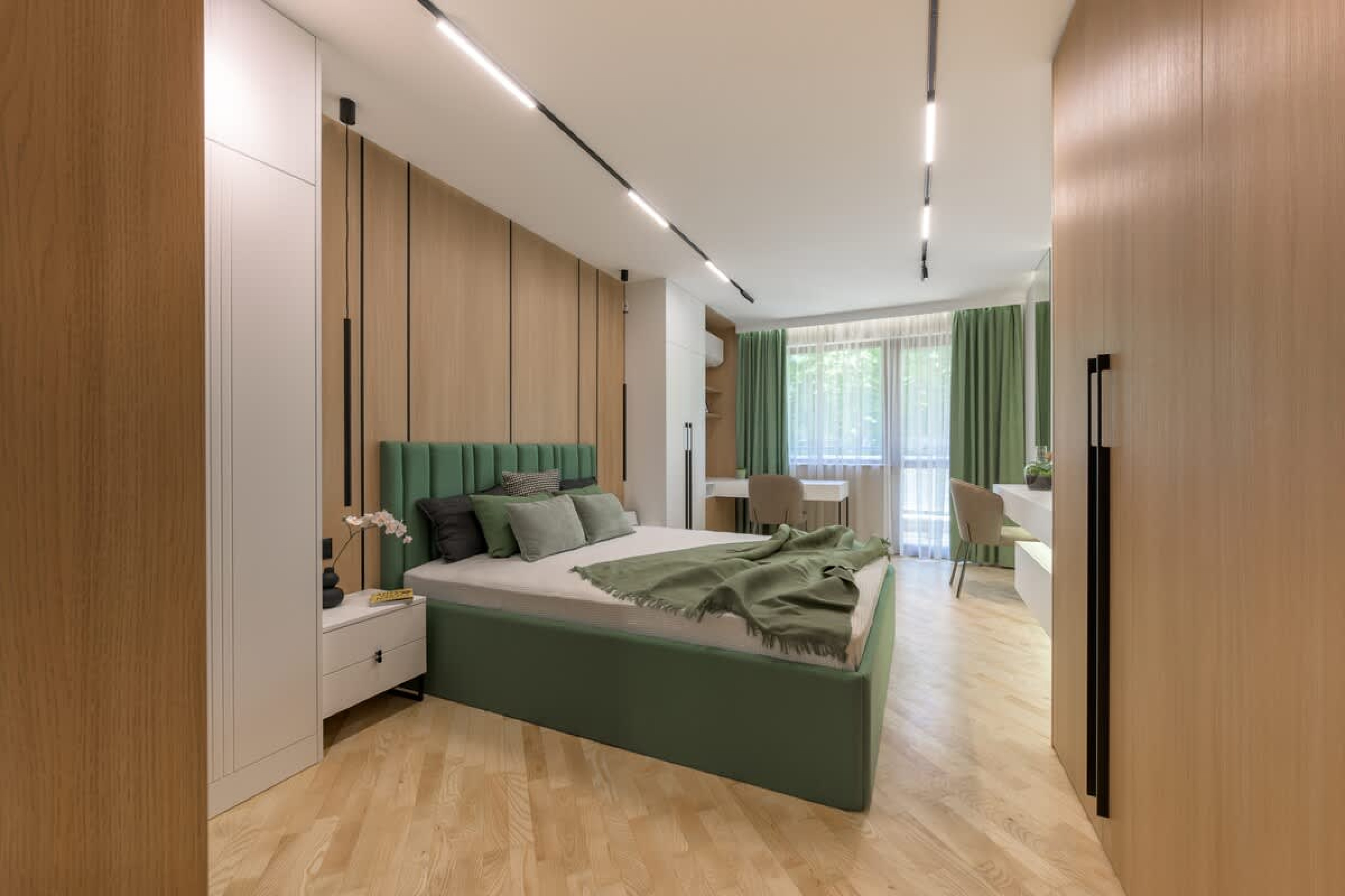 Scoutaround White Logo