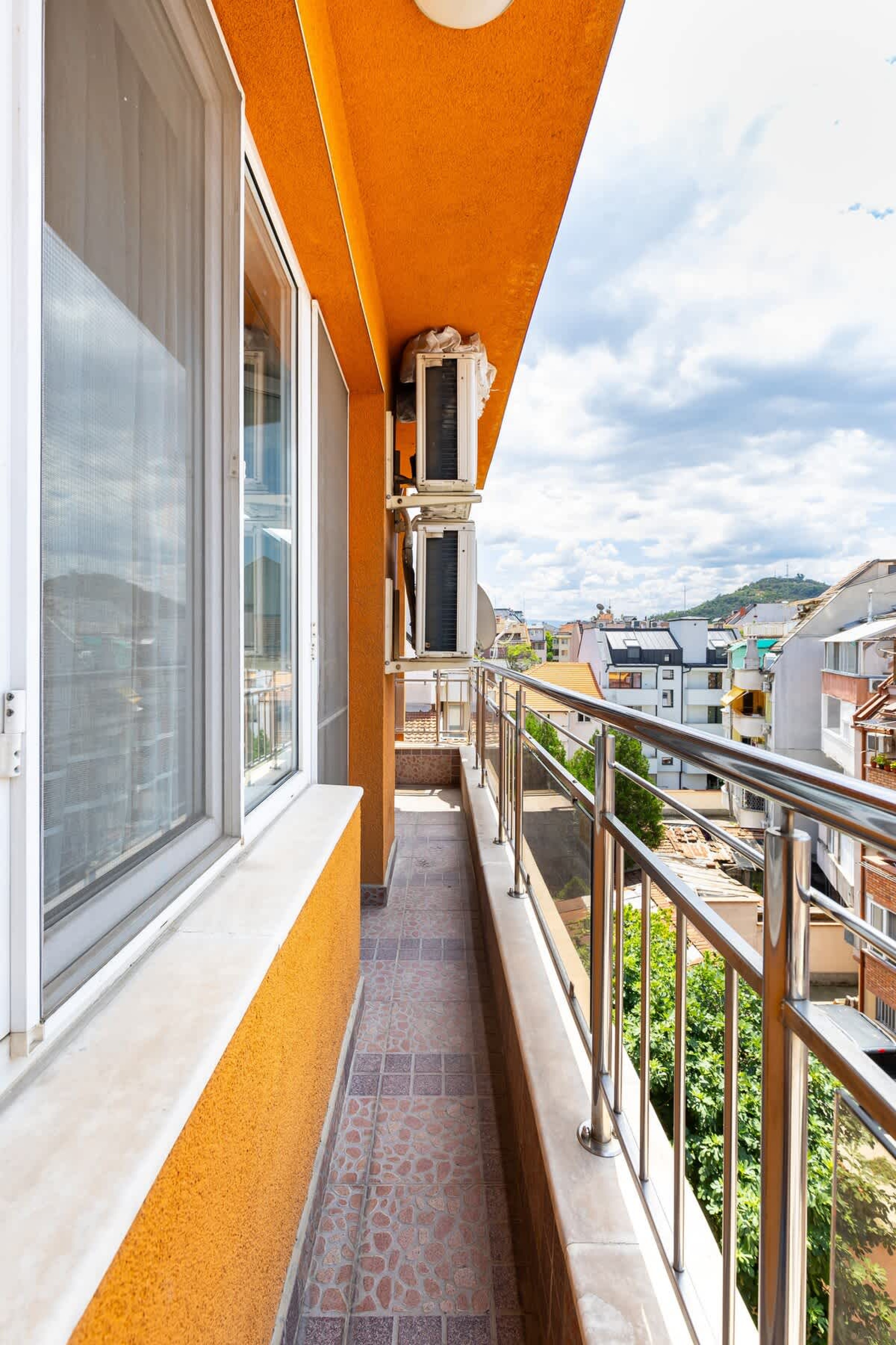 Scoutaround White Logo