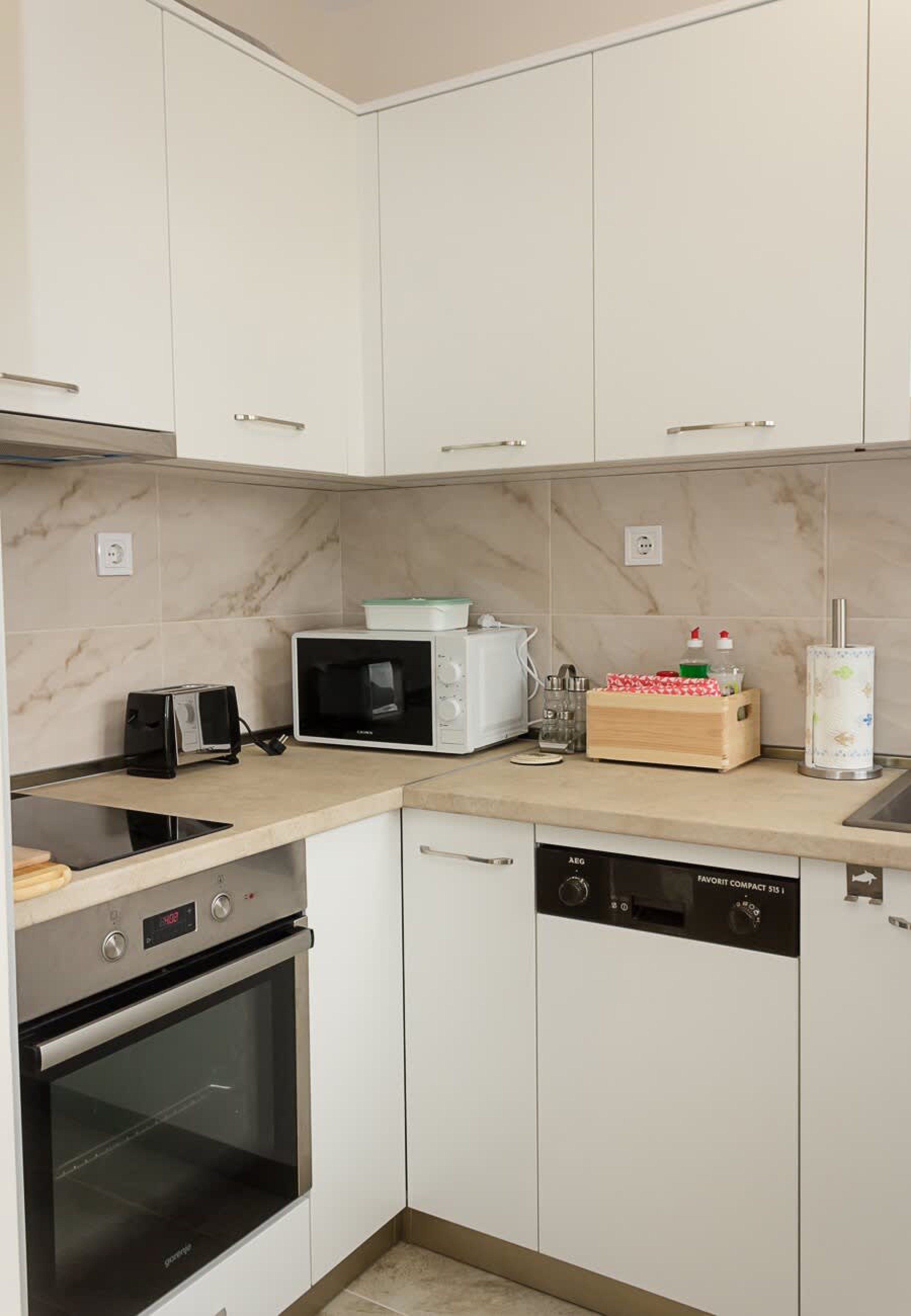 Varna Center 2BD Flat  Style &amp; Comfort - Photo 15