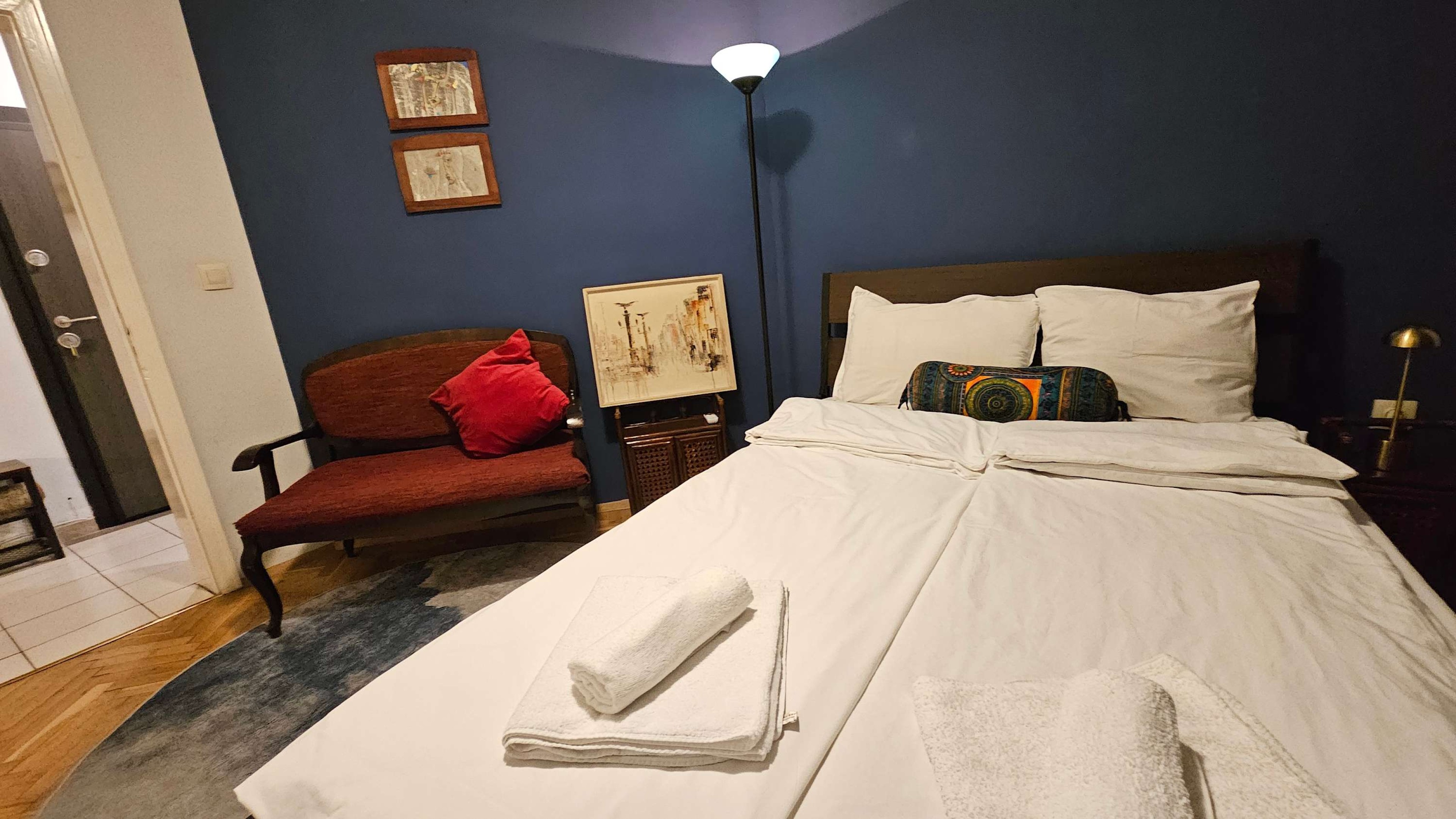 Scoutaround White Logo