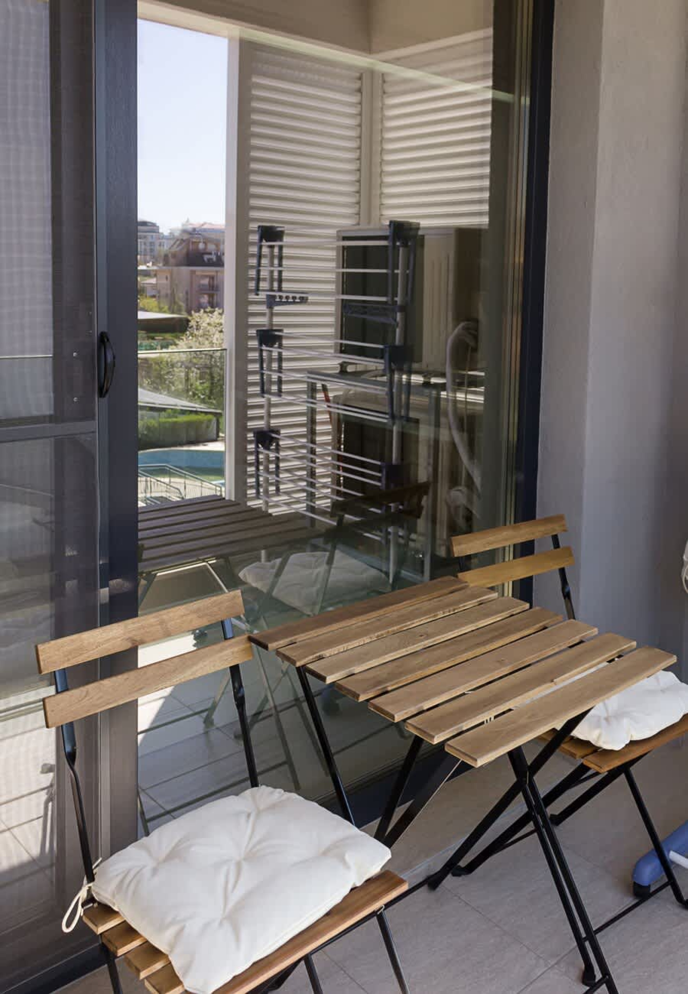 Scoutaround White Logo