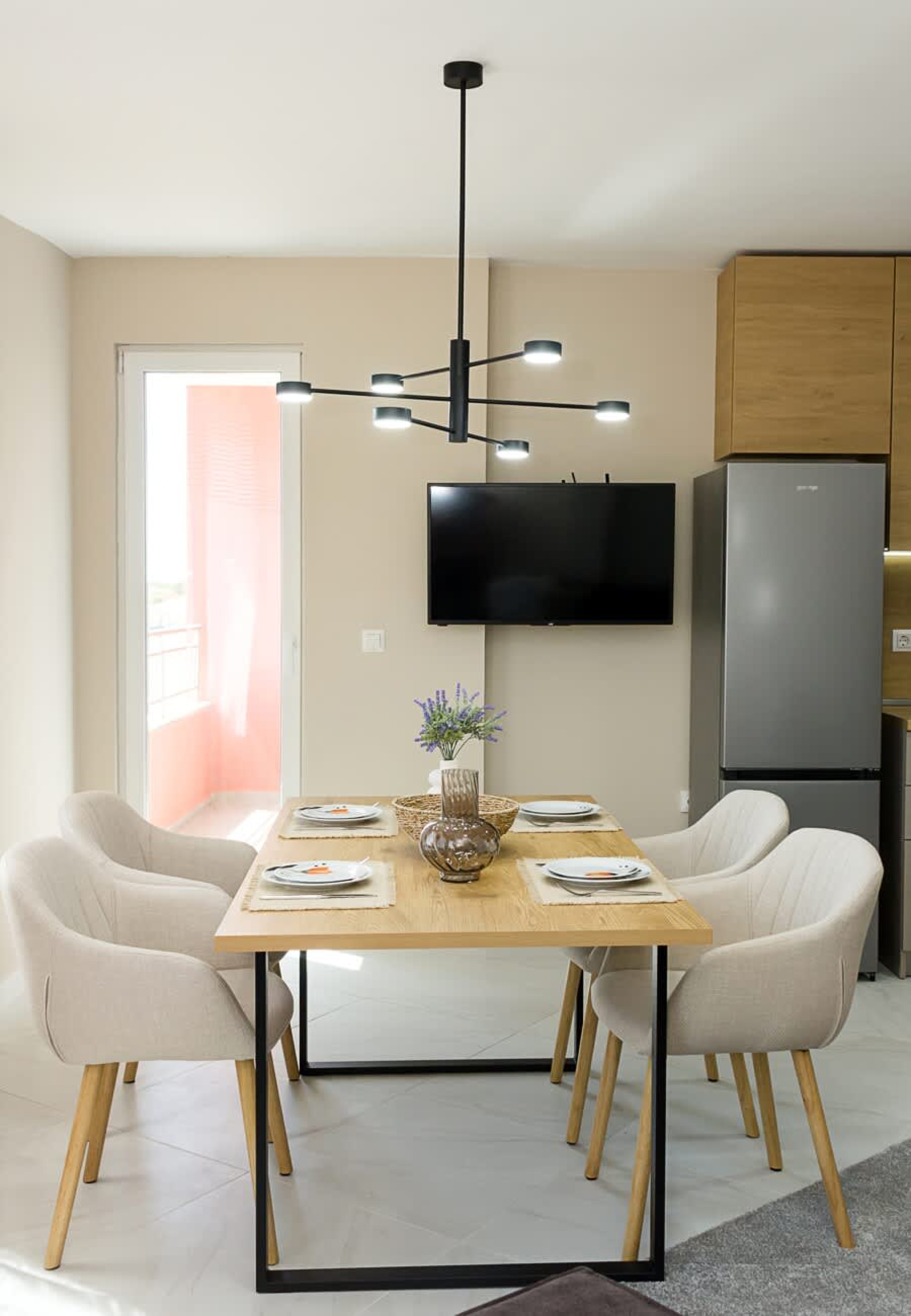 Scoutaround White Logo