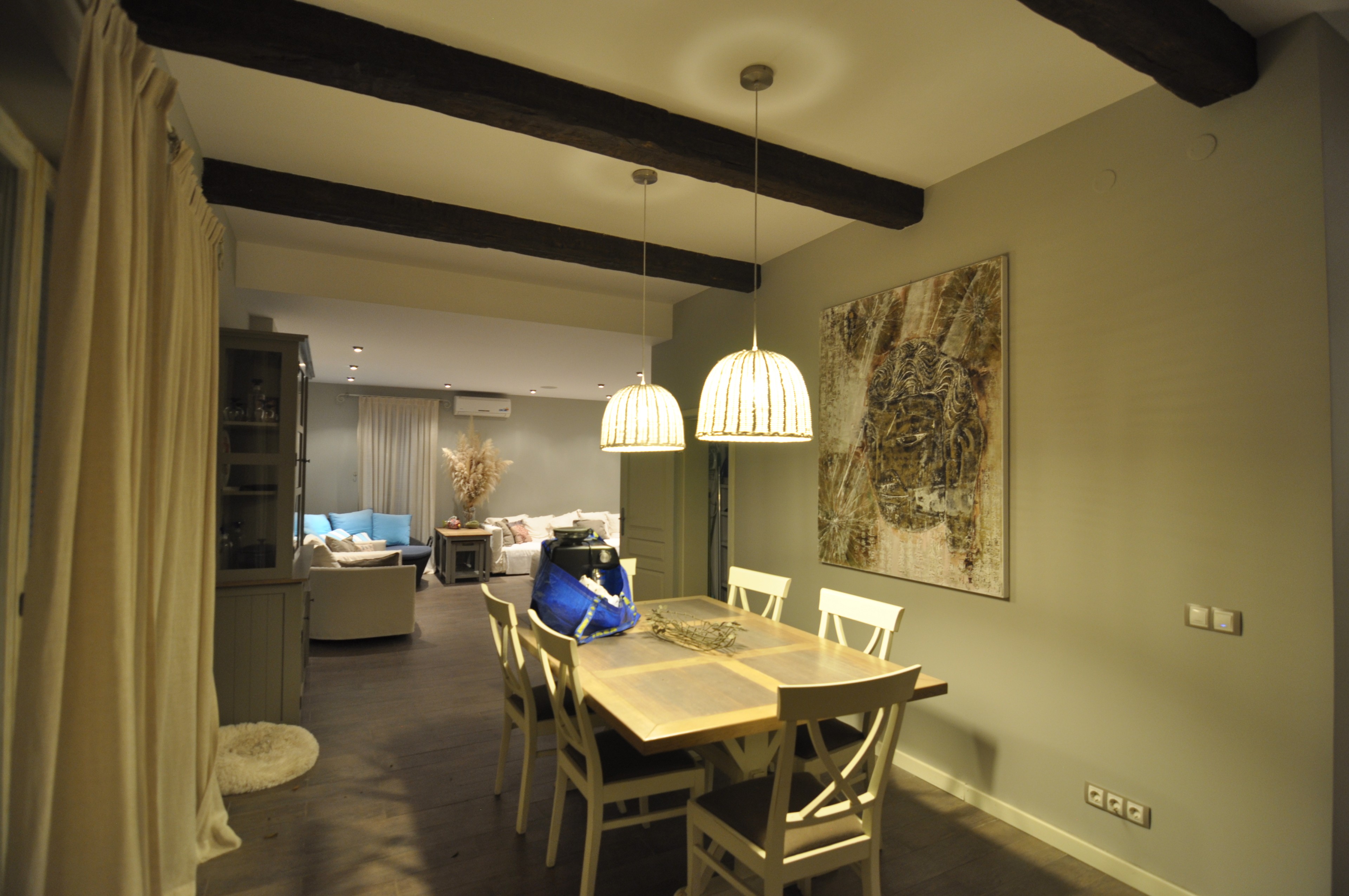 Scoutaround White Logo