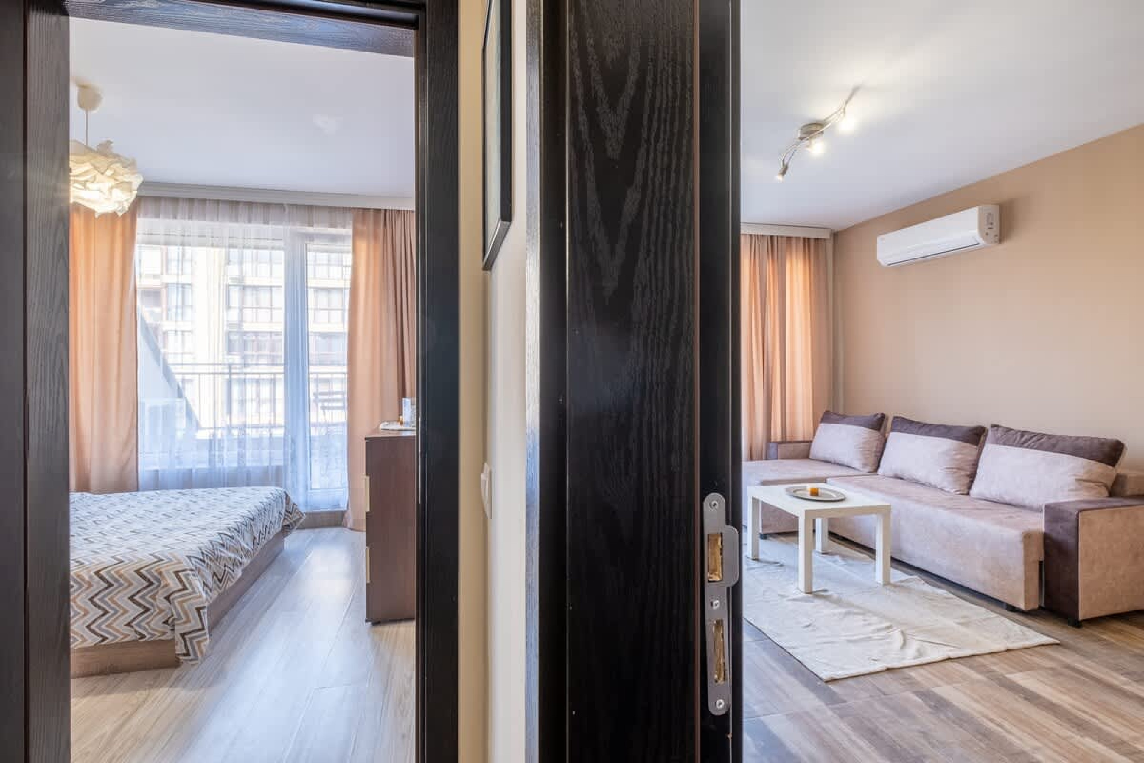 Scoutaround White Logo