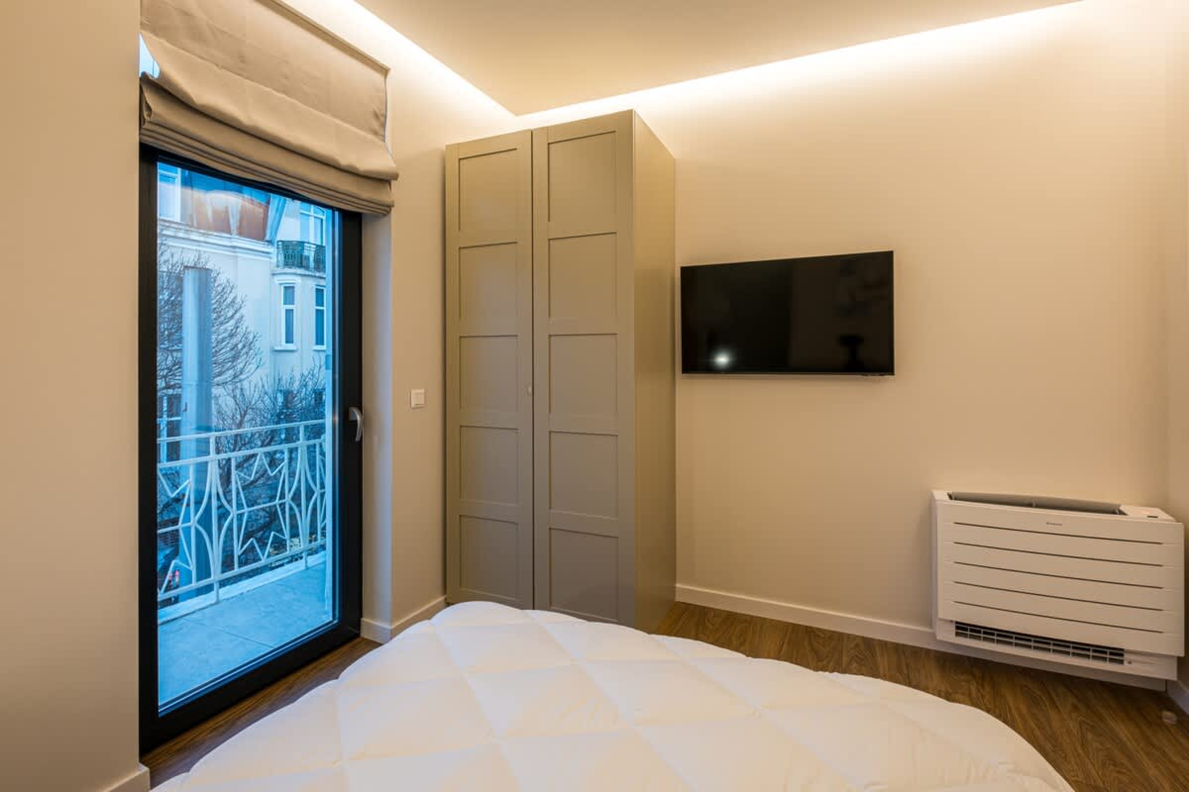 North 21 - Brand New Modern Apt in Sofia Center - Photo 11