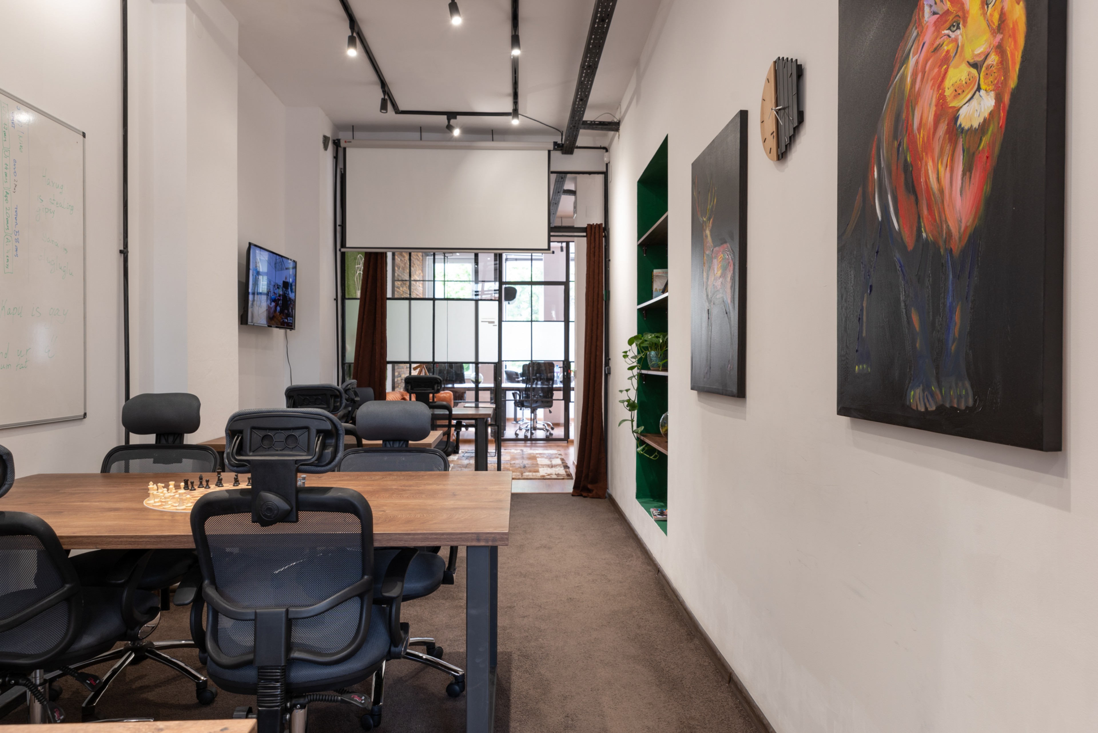 Scoutaround White Logo