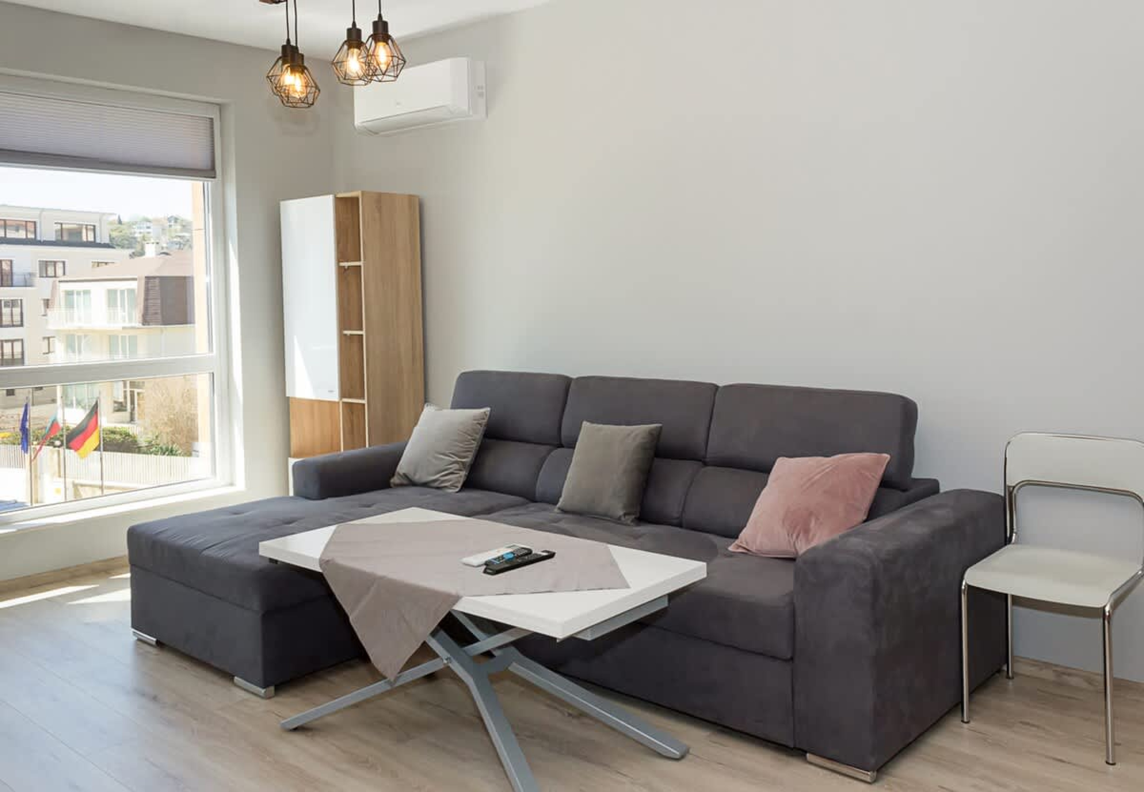 Scoutaround White Logo