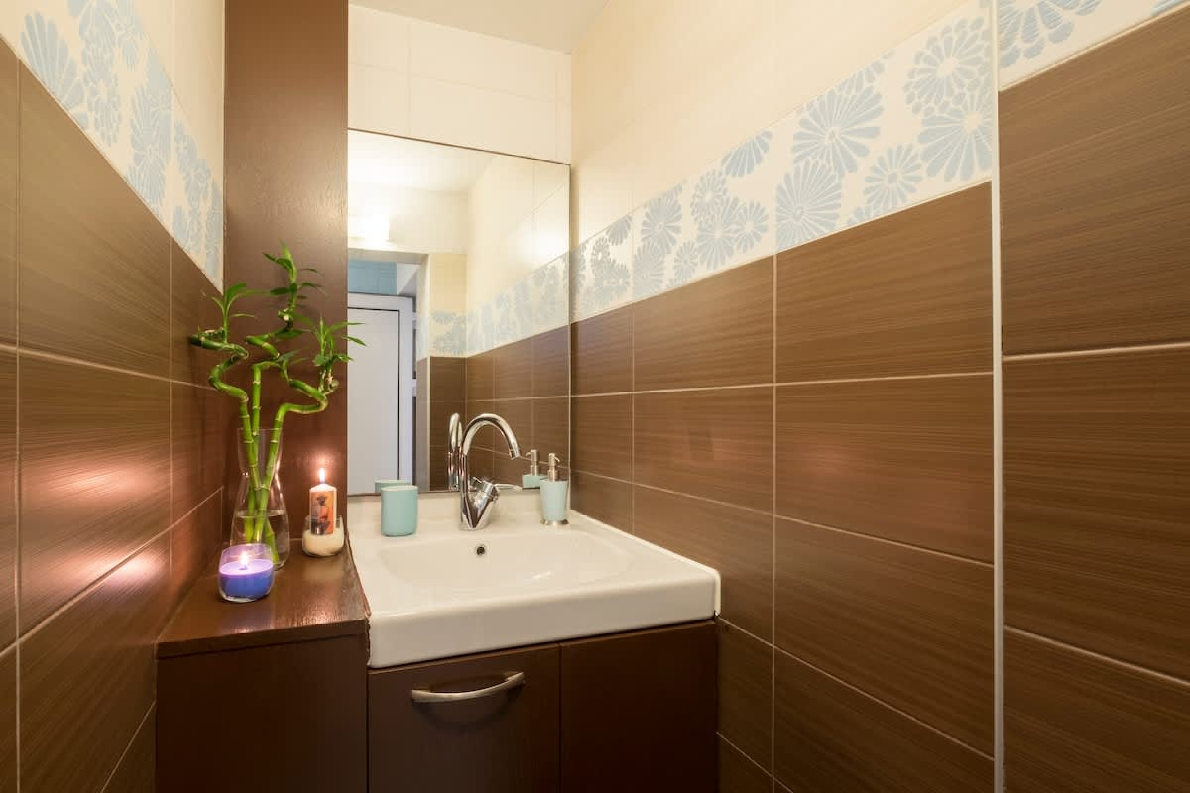 Scoutaround White Logo