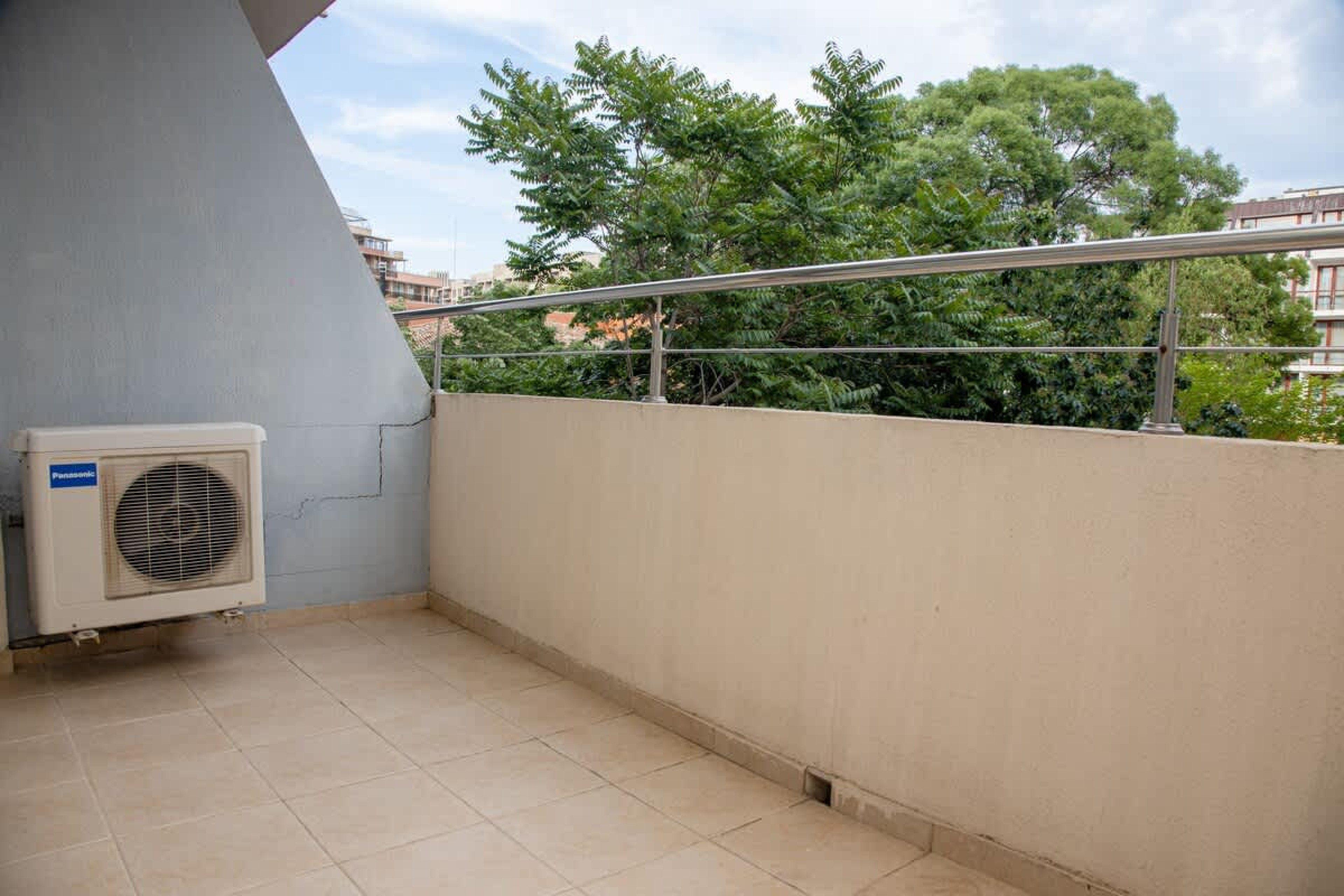 Scoutaround White Logo