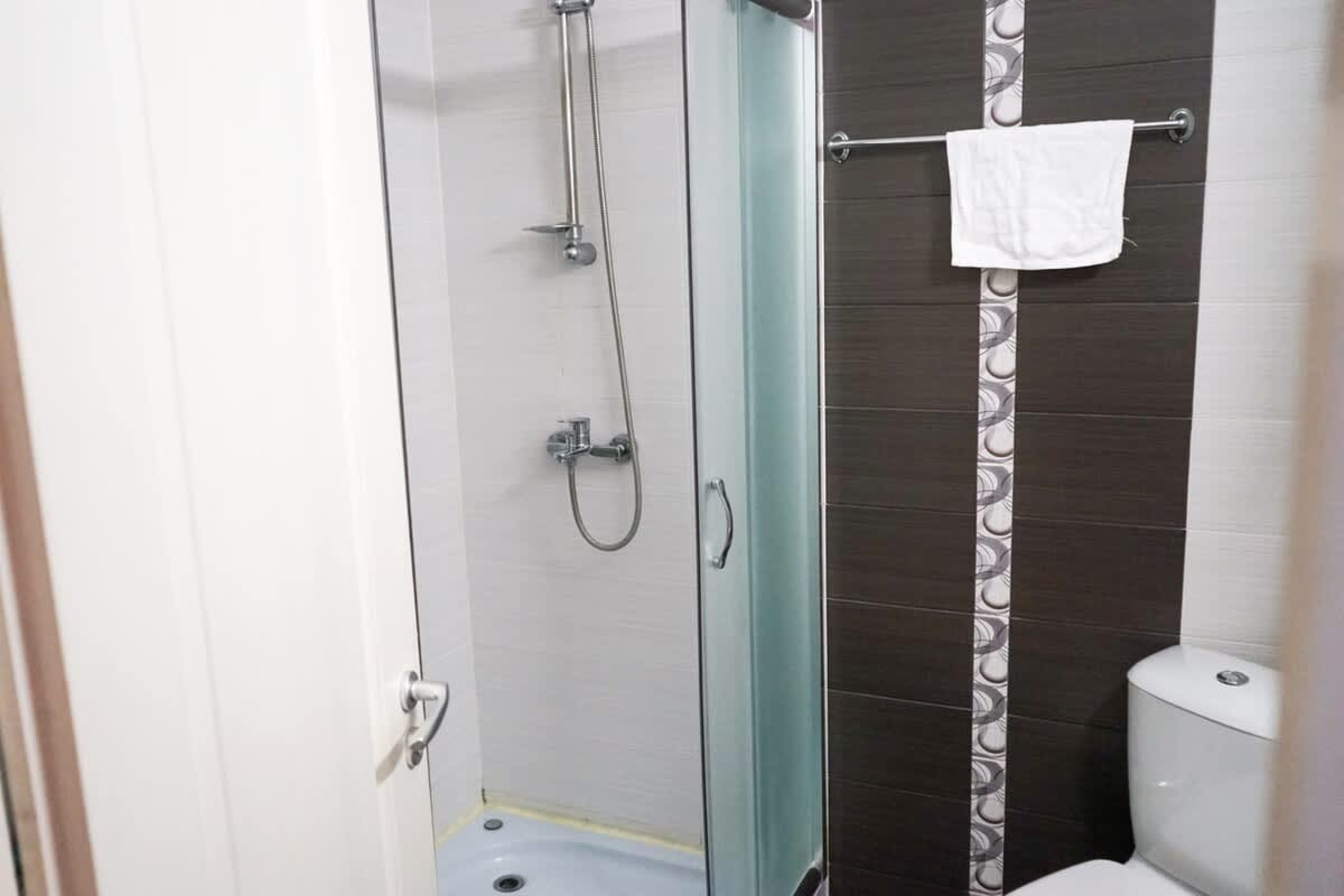 Scoutaround White Logo