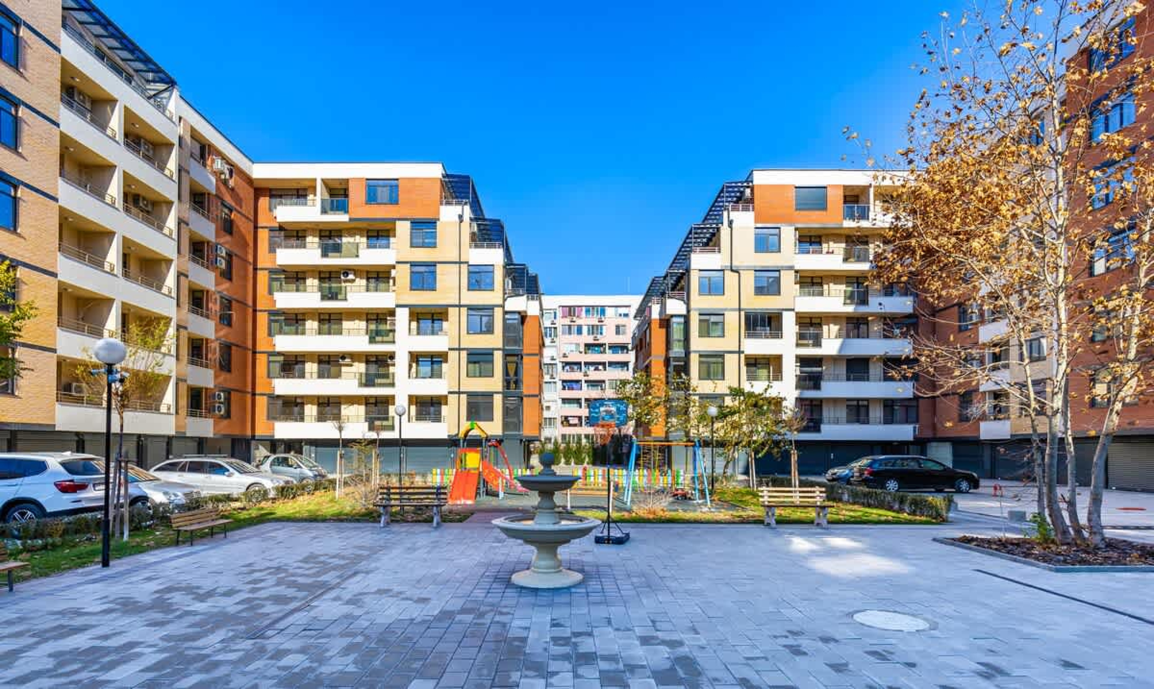 Scoutaround White Logo