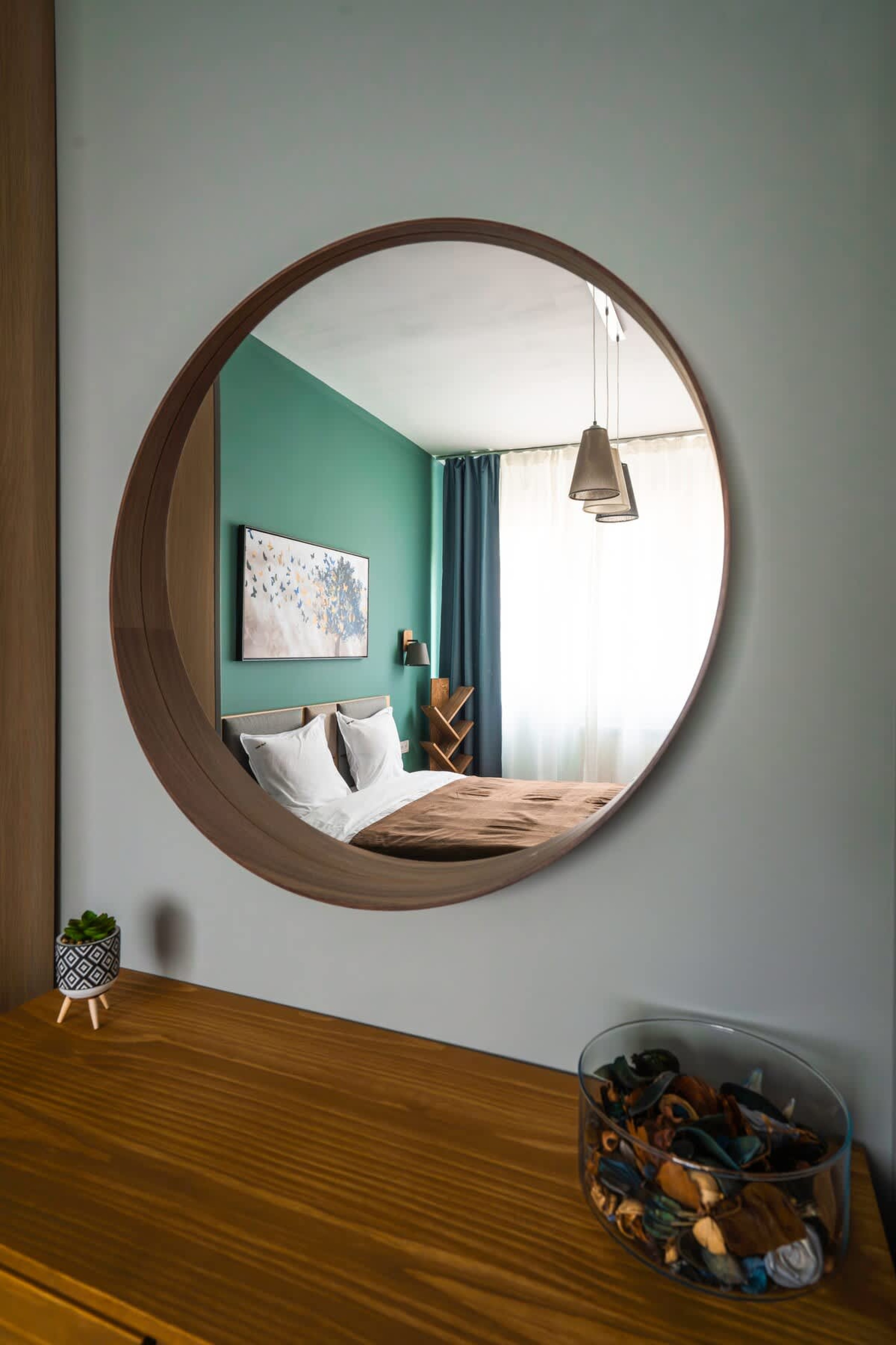 Scoutaround White Logo