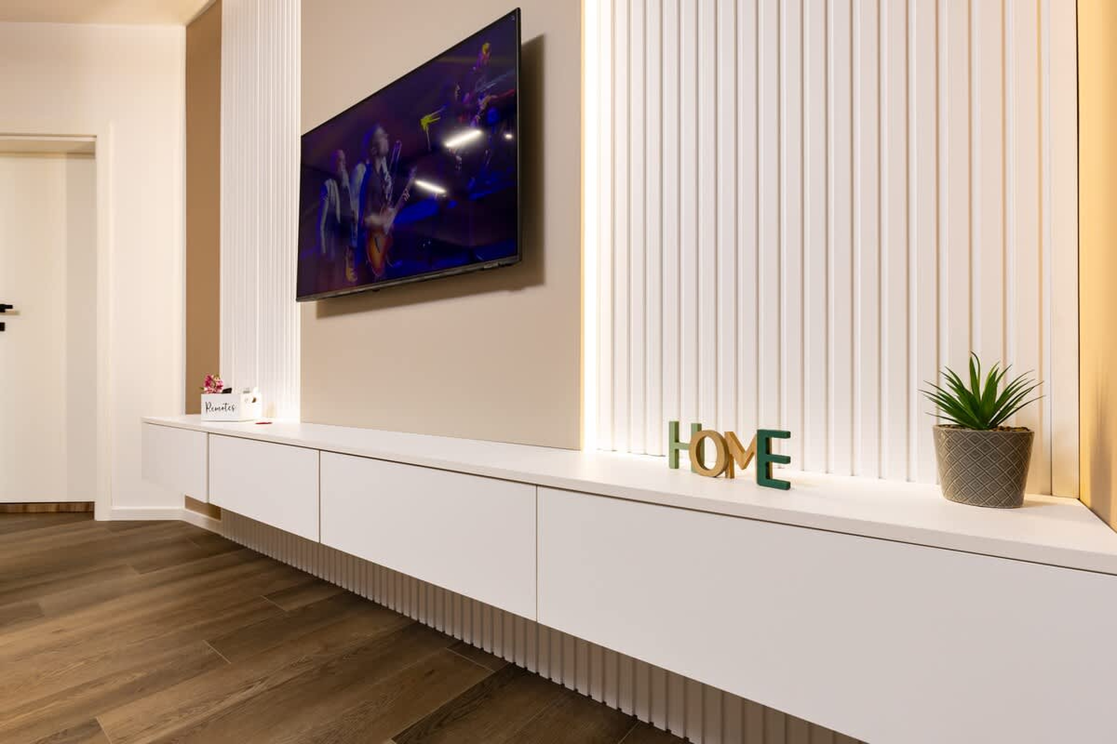 Stylish 1BD with Desk in Karshiaka - Photo 19