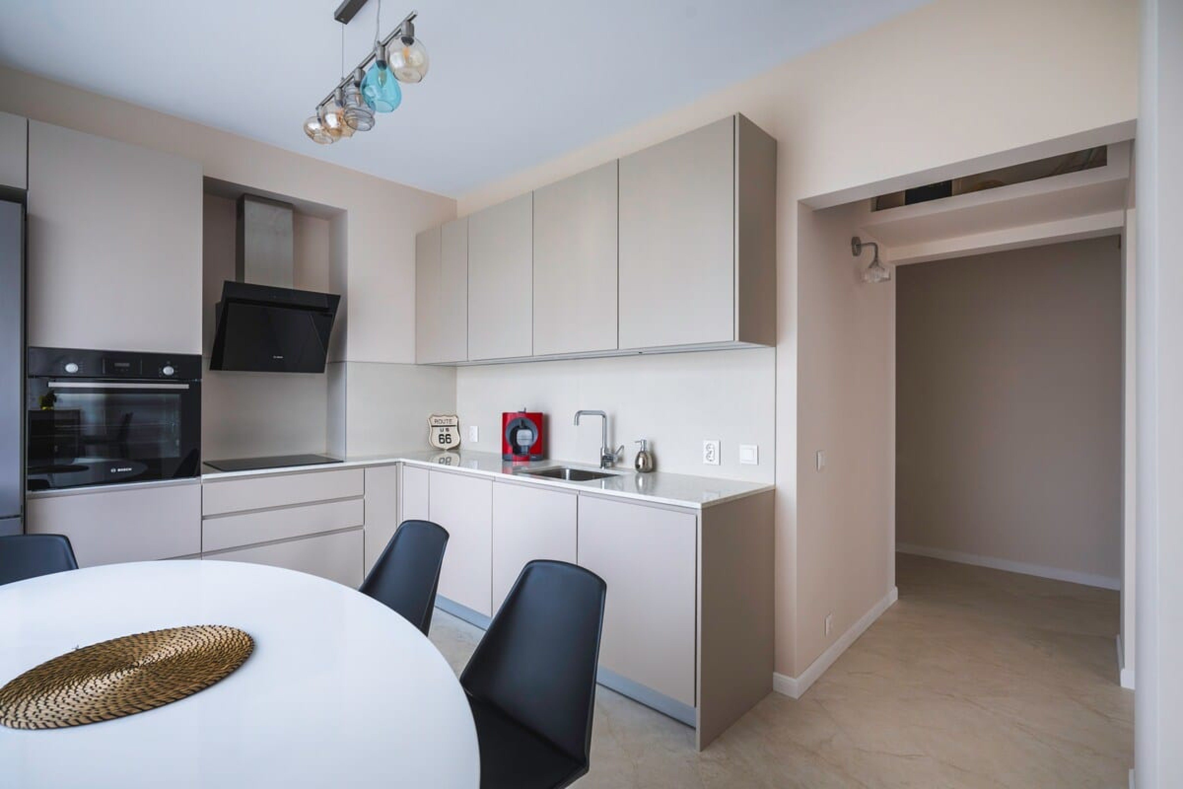 Scoutaround White Logo