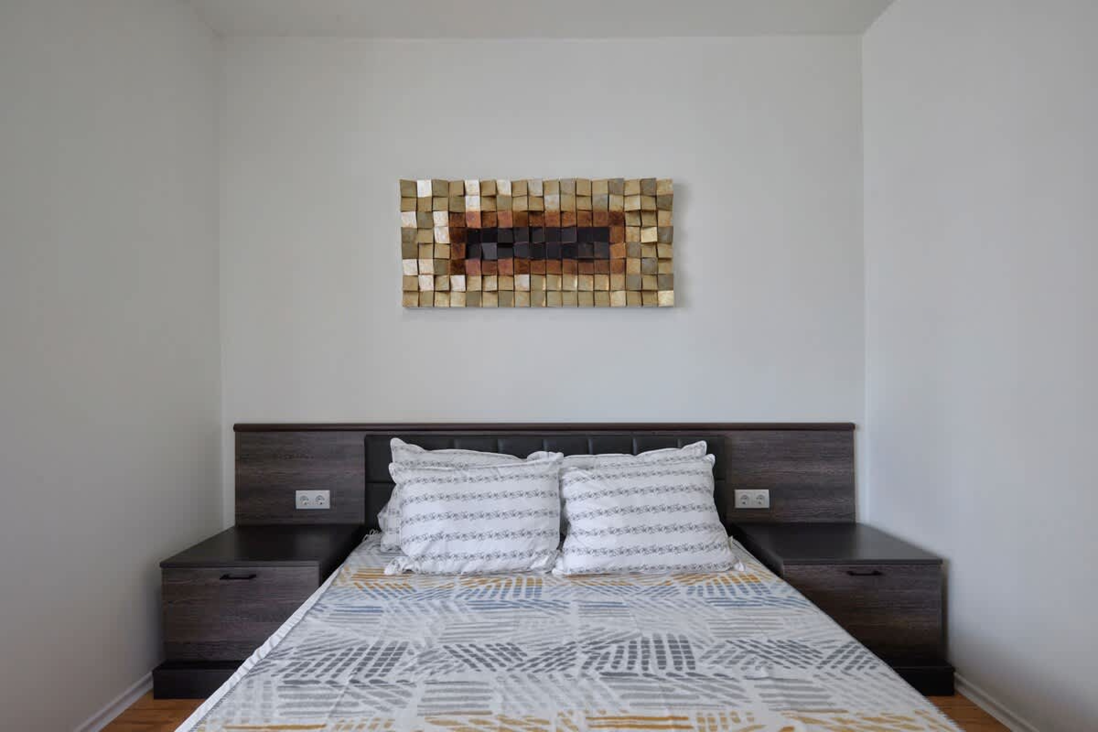 Scoutaround White Logo