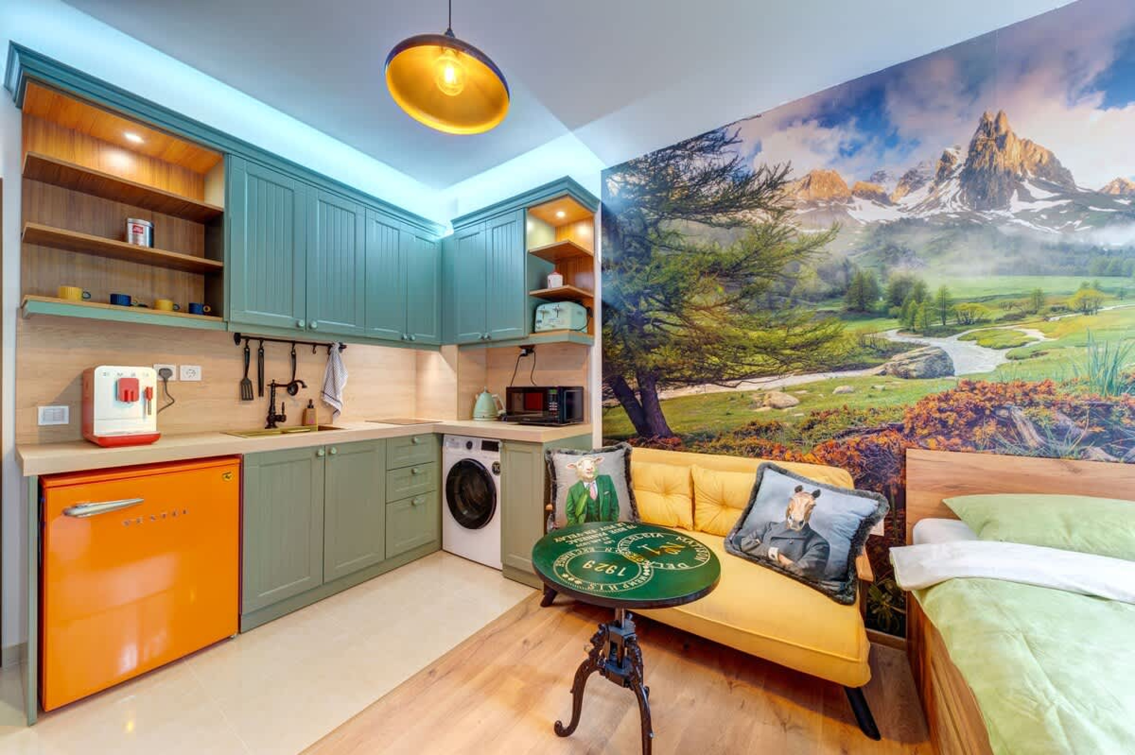 Scoutaround White Logo