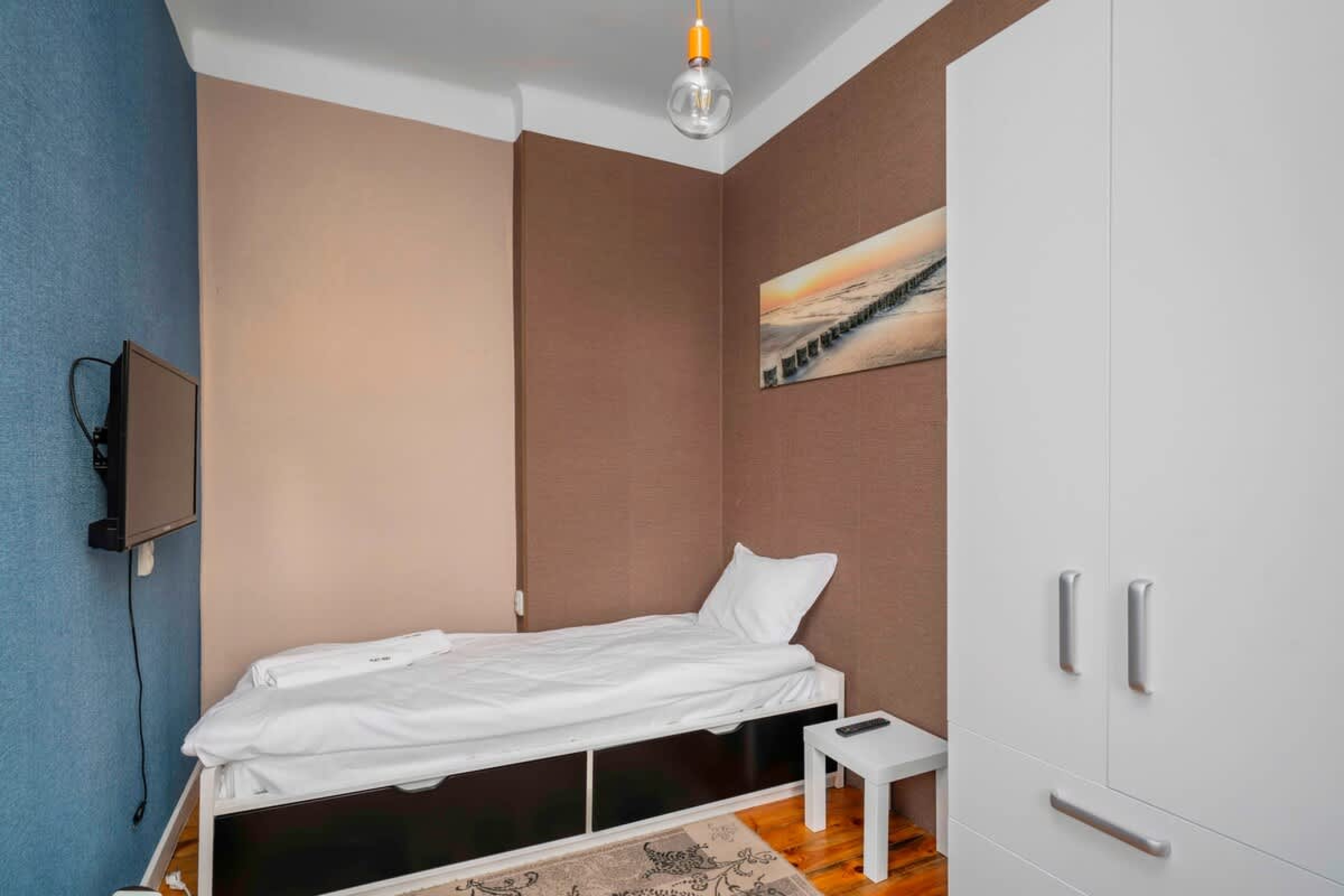 Scoutaround White Logo