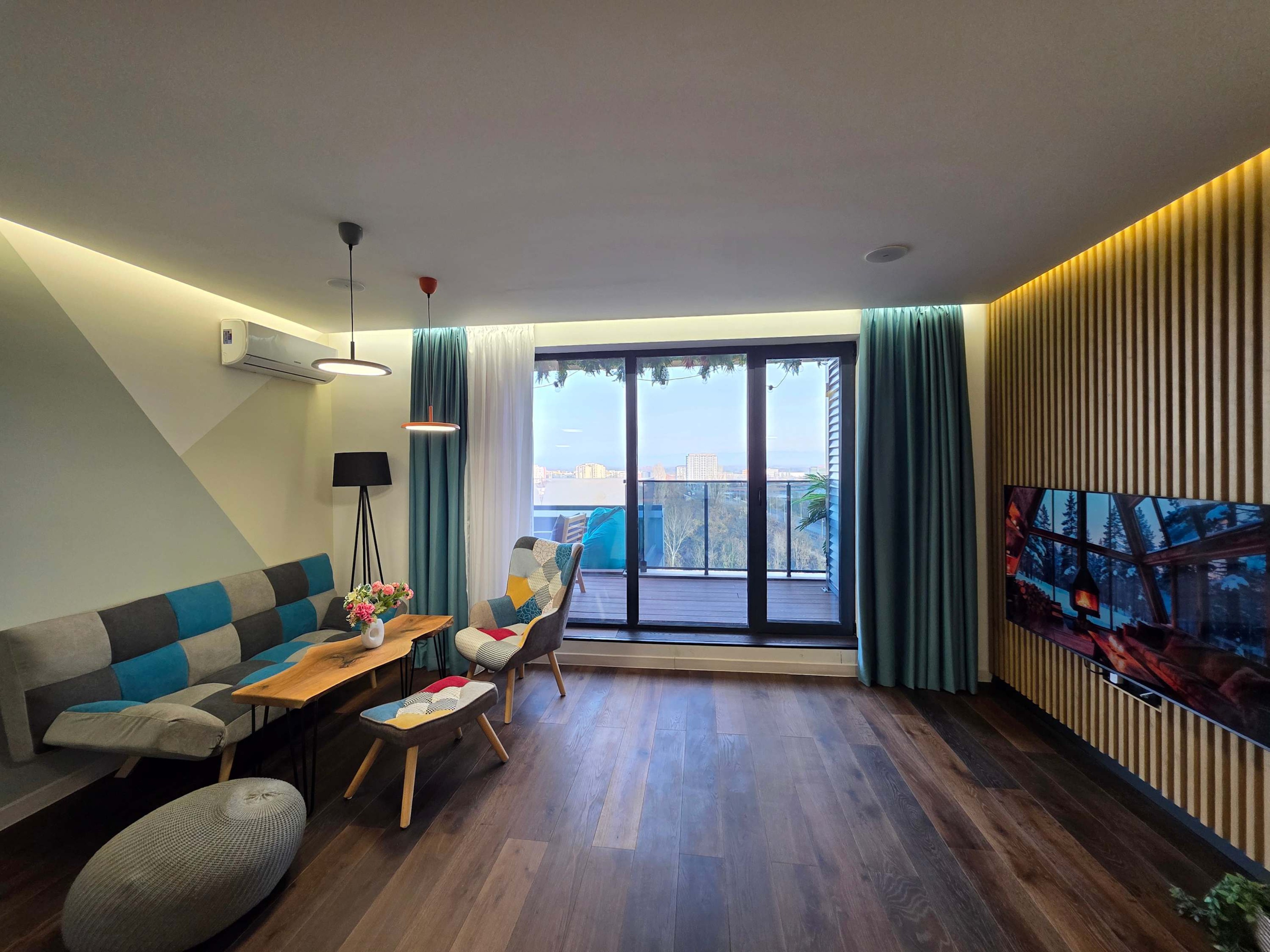 Luxury Apartment with Jacuzzi, River view &amp; Underground Parking - Photo 5