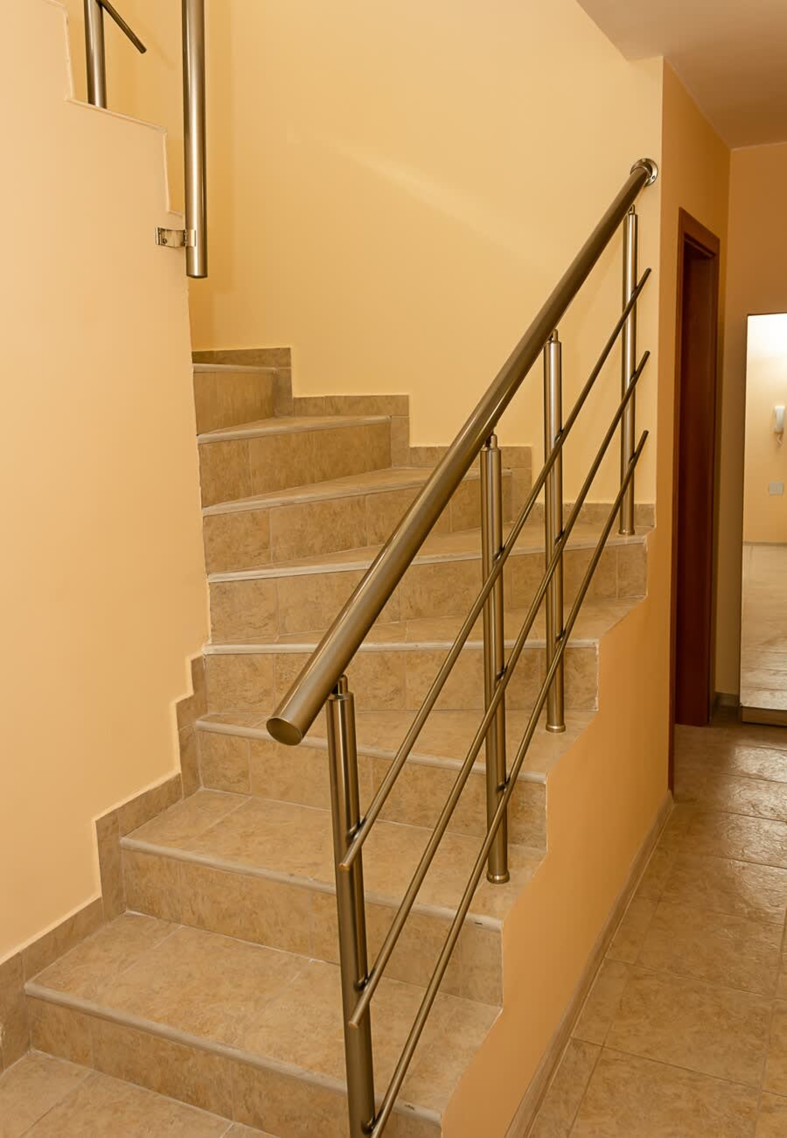 Scoutaround White Logo