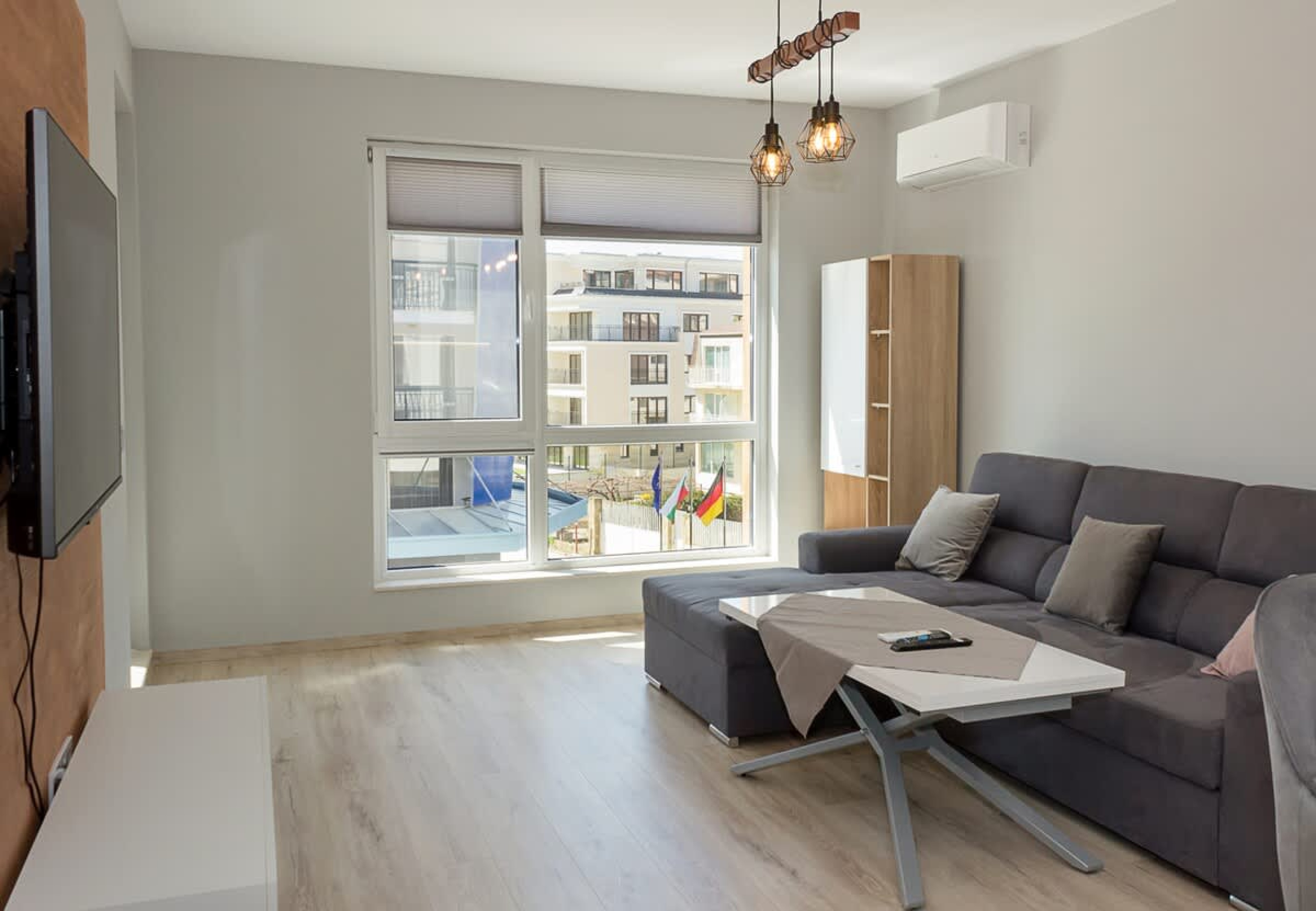 Scoutaround White Logo