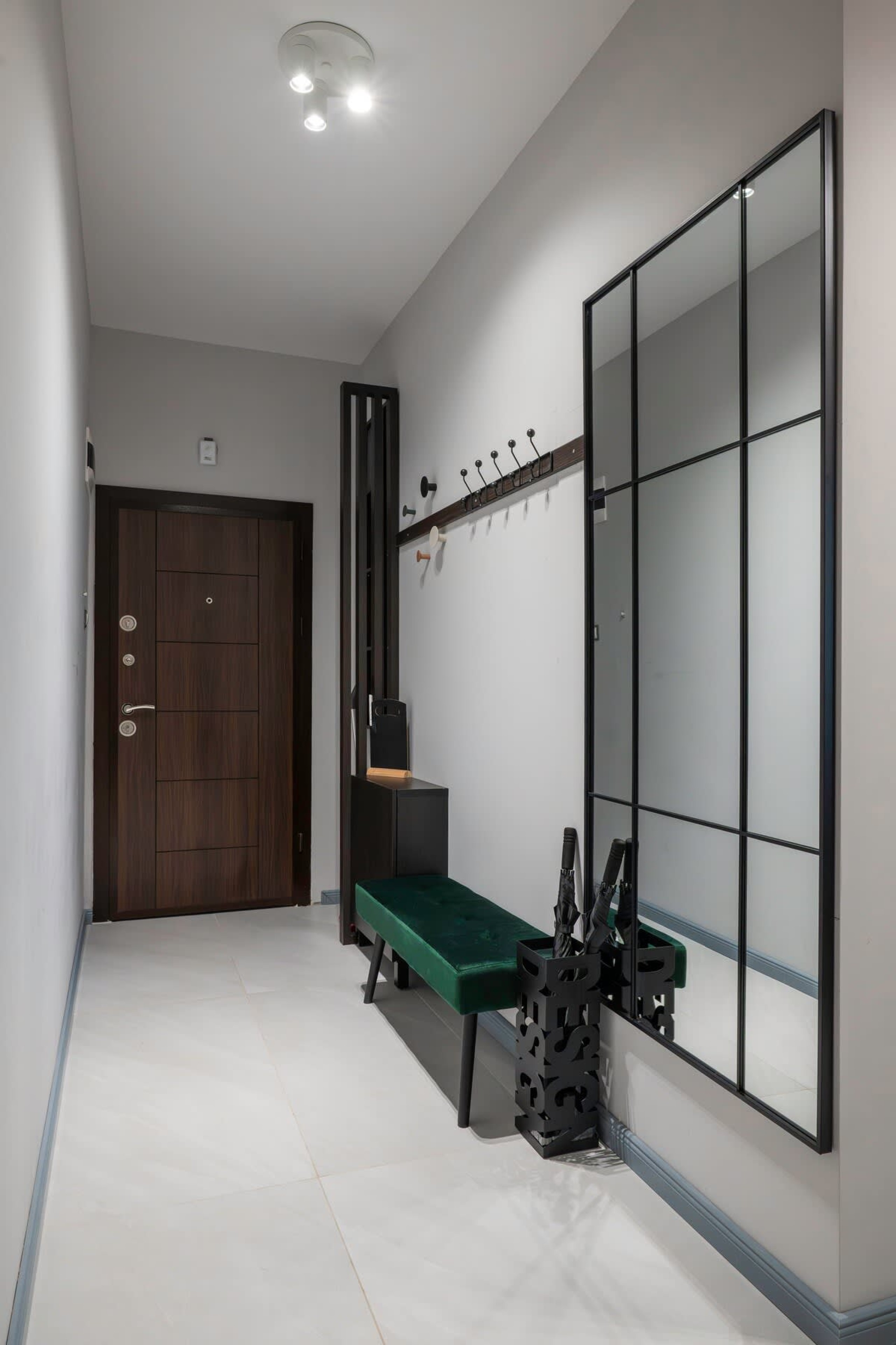 Scoutaround White Logo