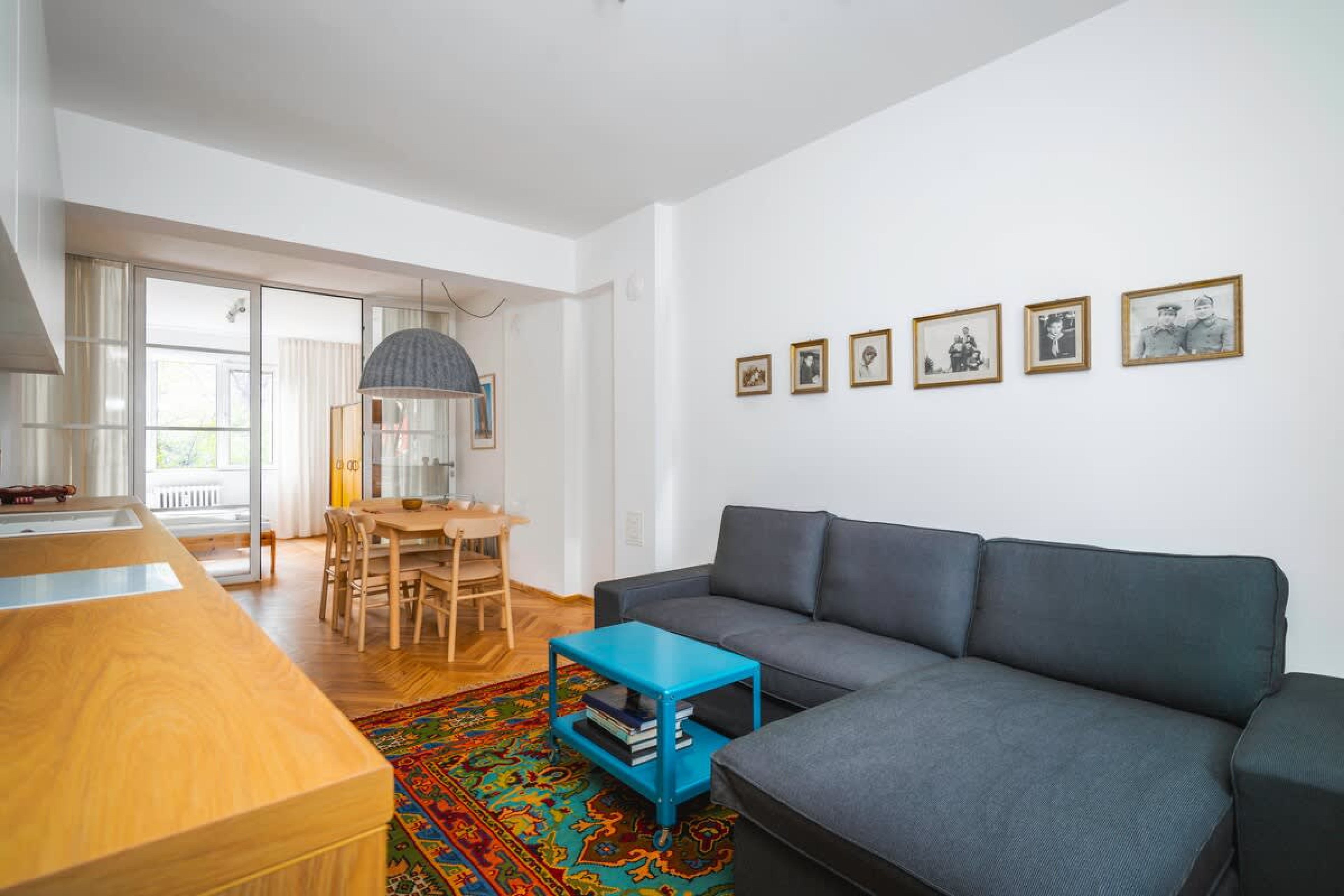 Scoutaround White Logo