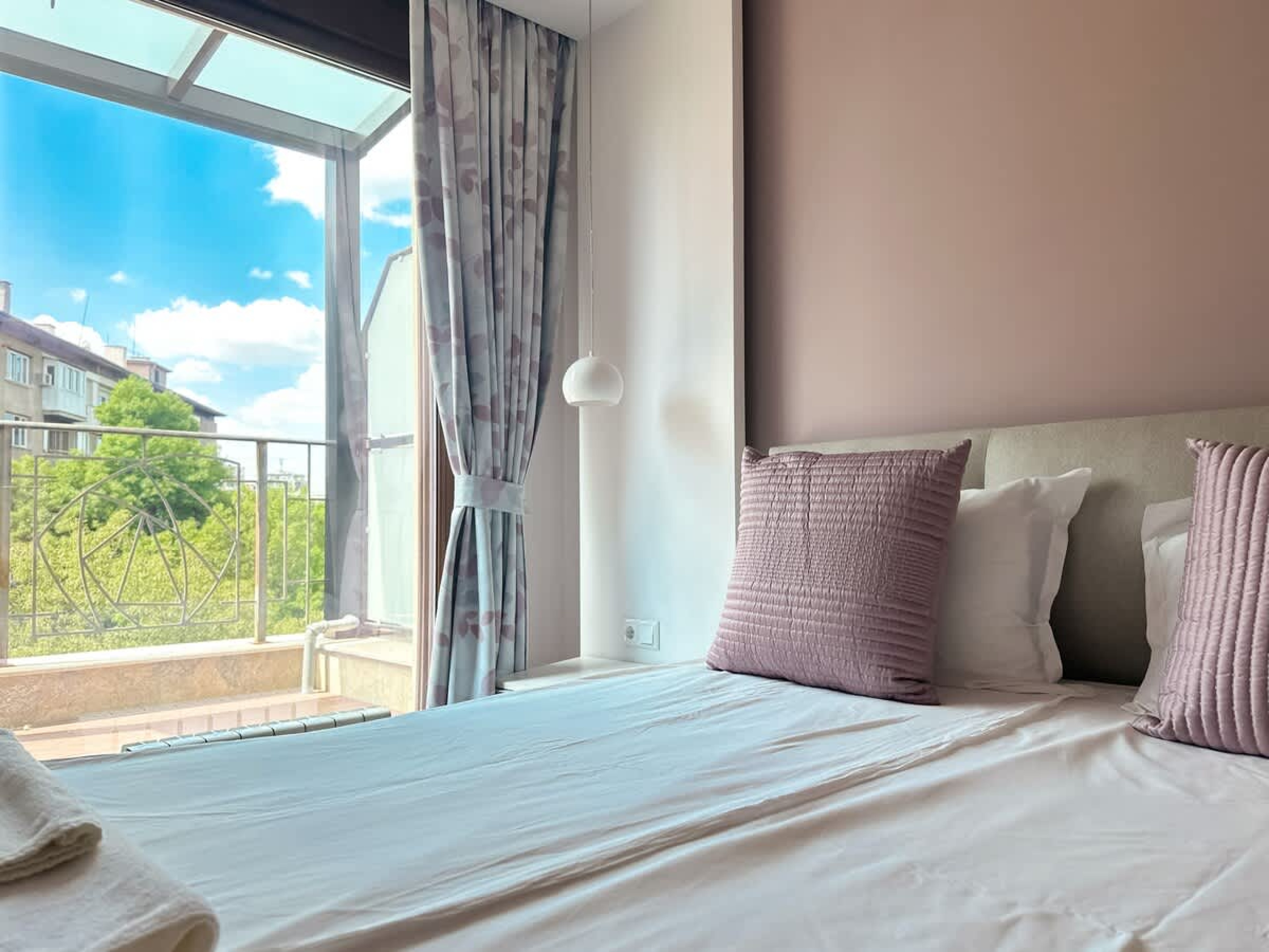 Charming 2BD with Mountain View - Photo 6