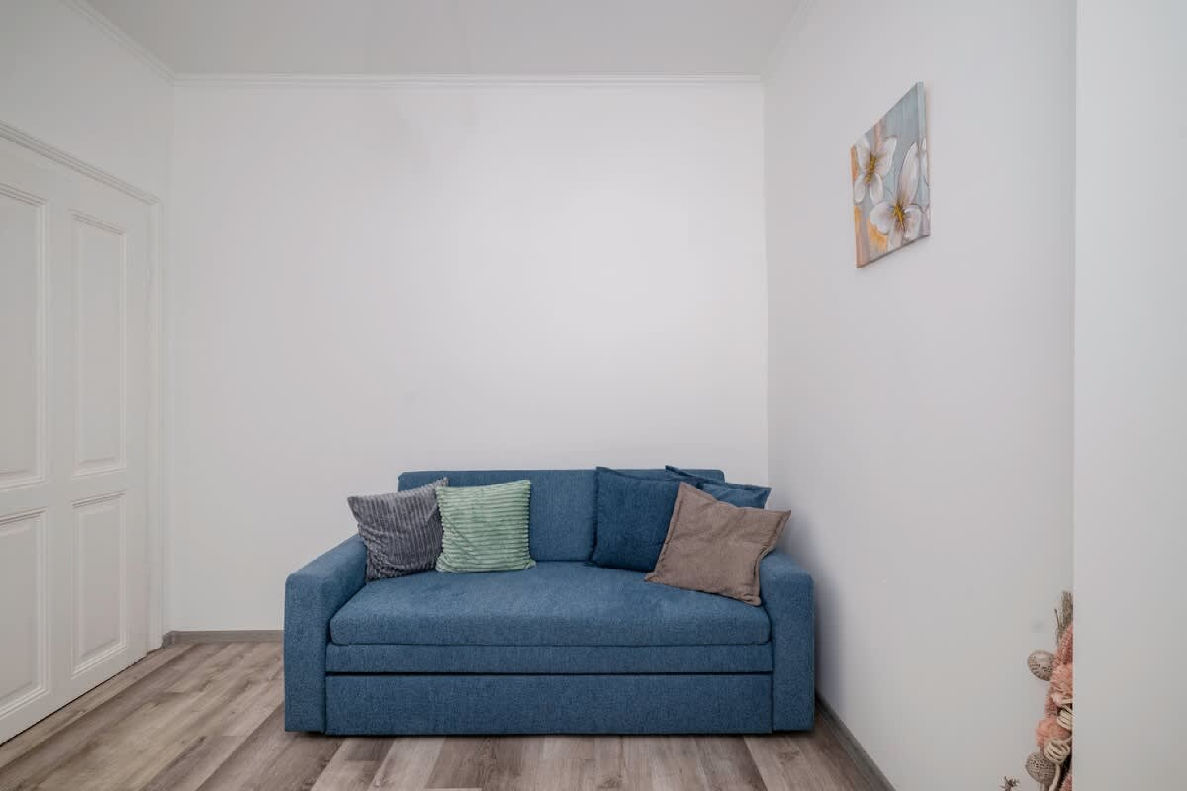 Scoutaround White Logo