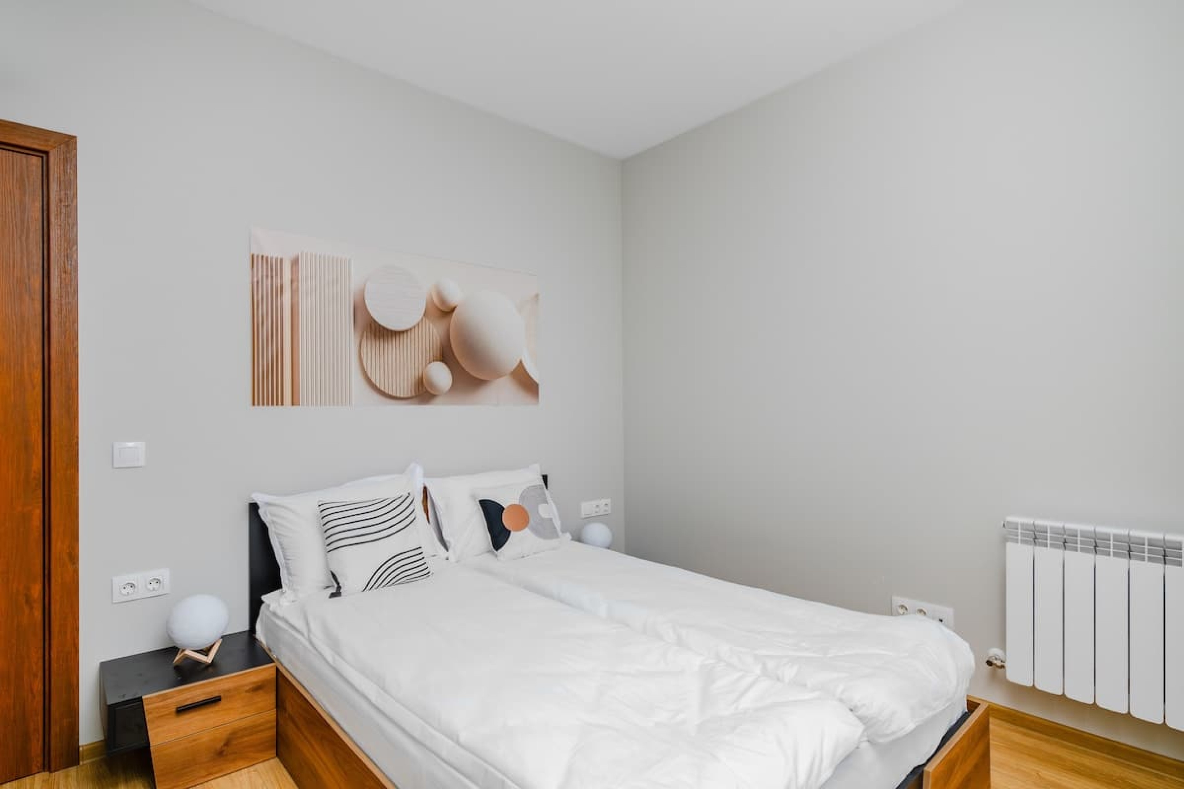 Scoutaround White Logo