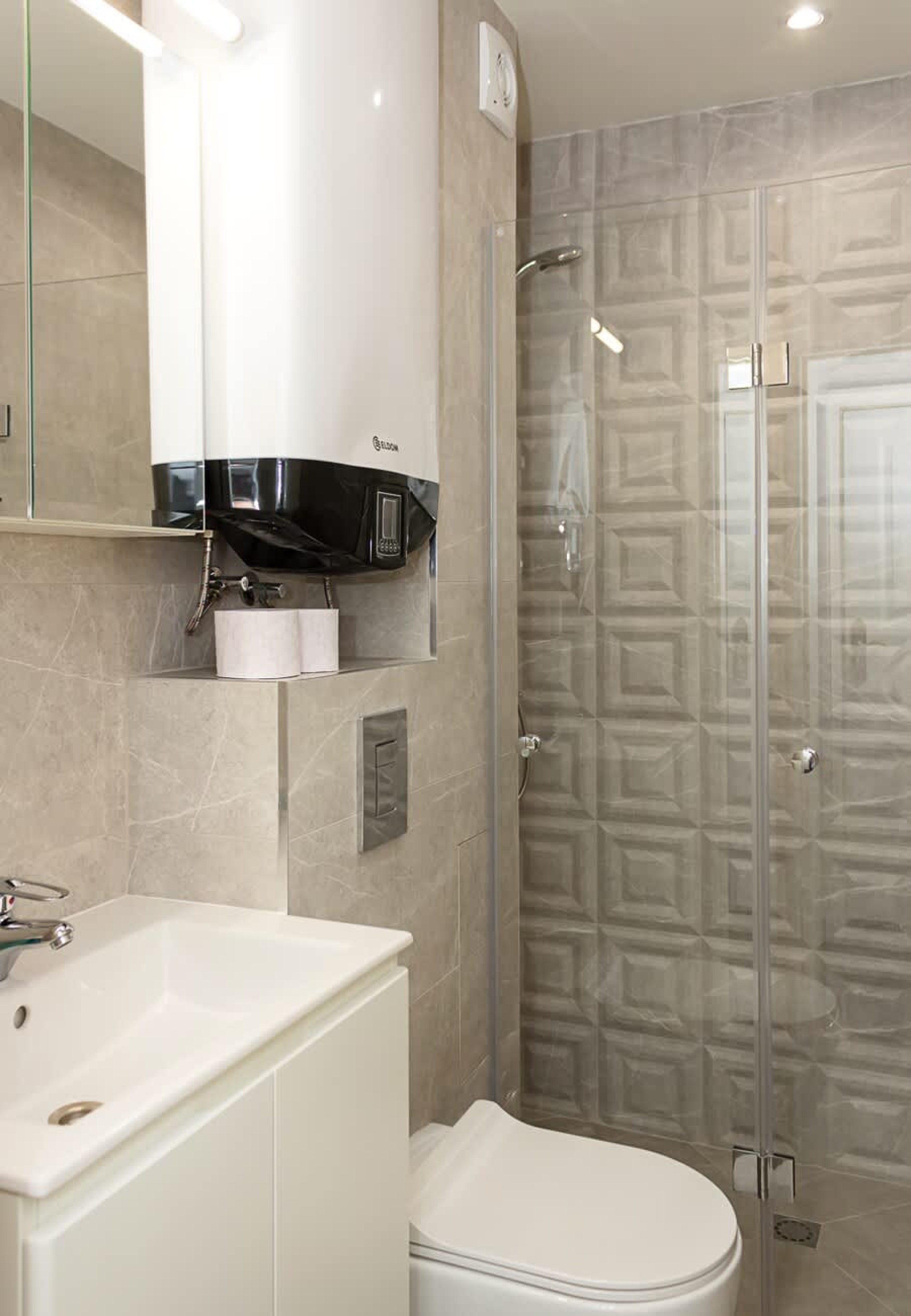 2BD Home In The Heart Of Varna with Parking - Gold - Photo 25