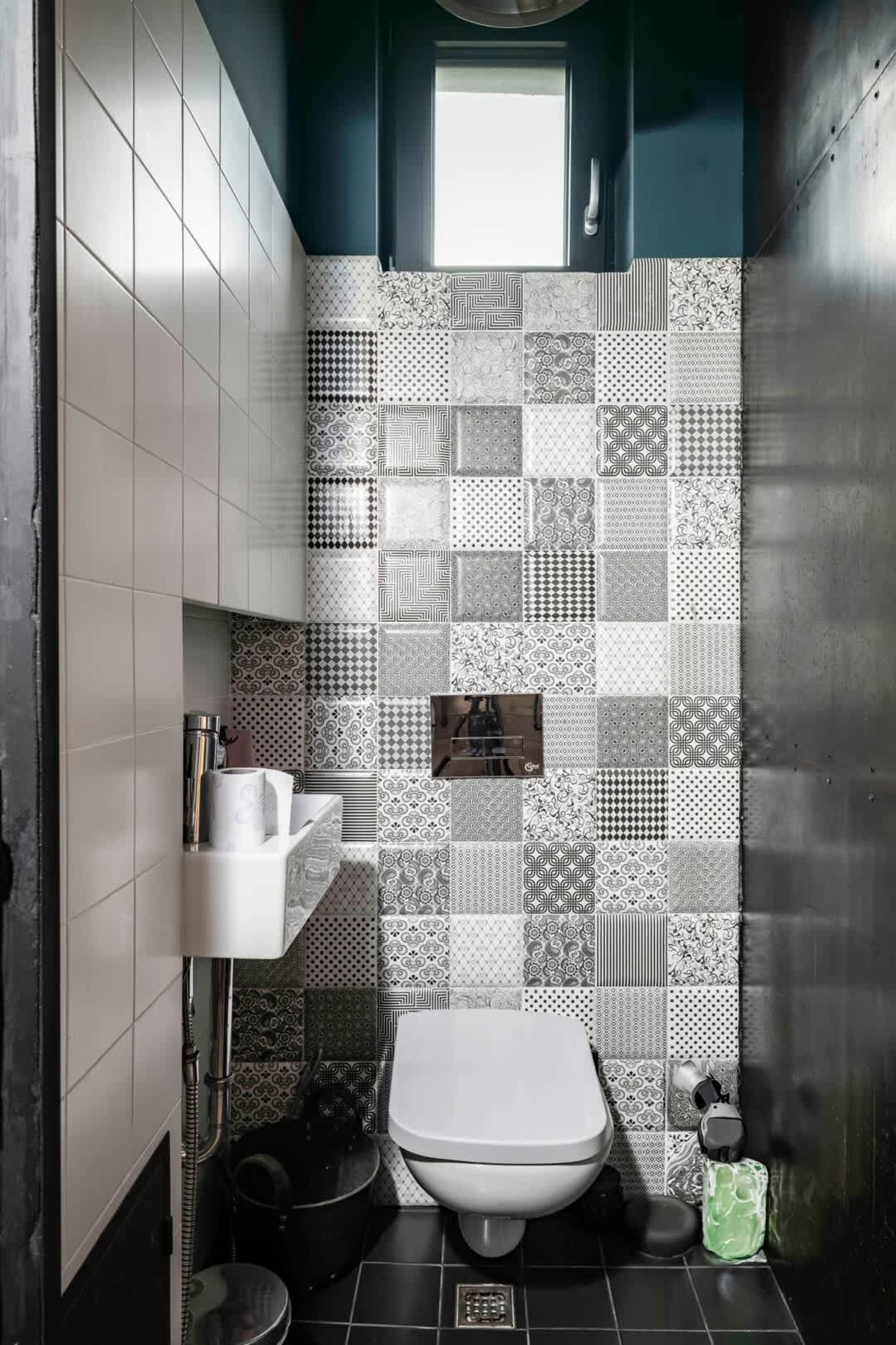 Scoutaround White Logo