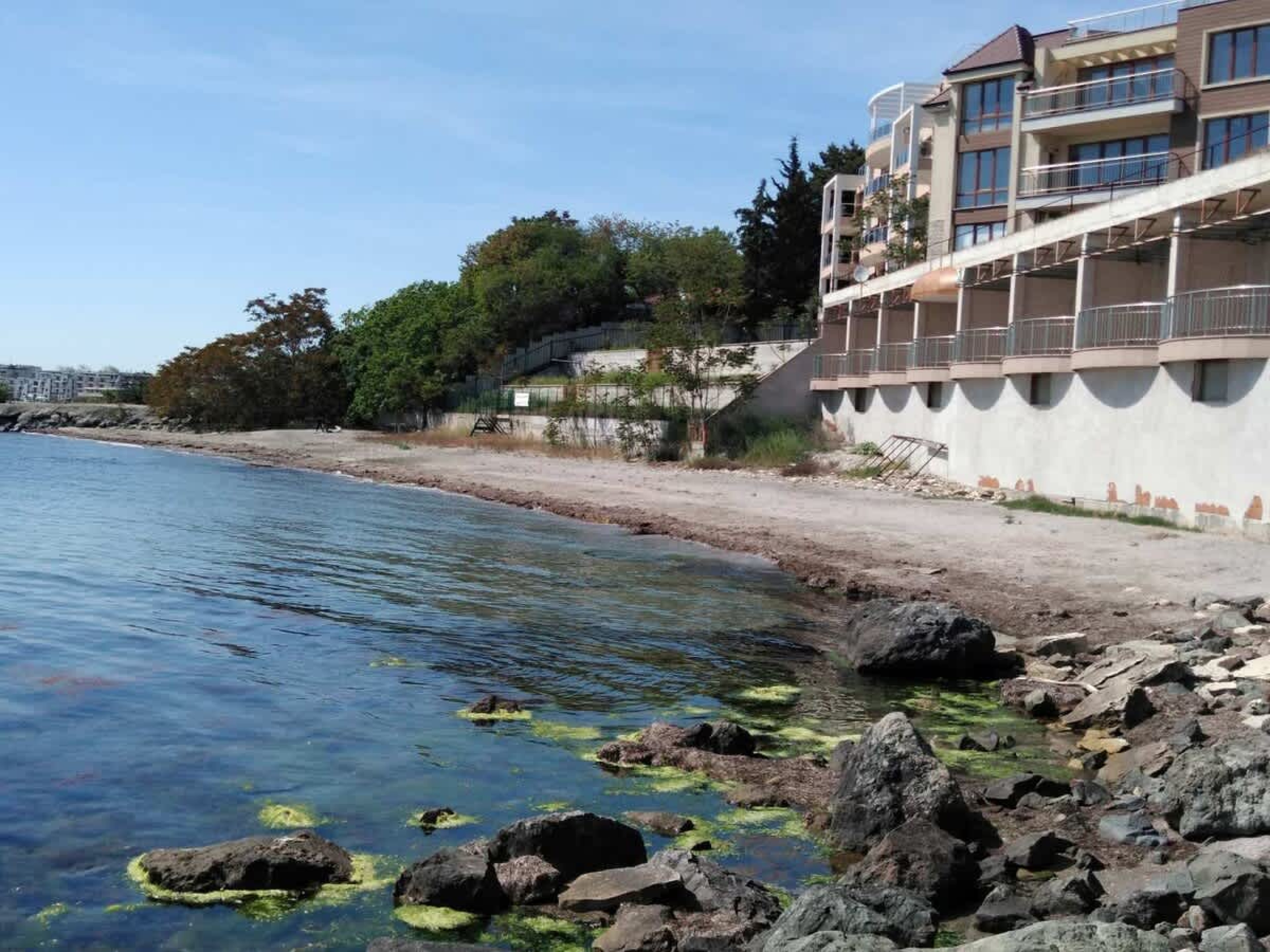 The Blue Studio  In a complex next to the beach - Photo 5