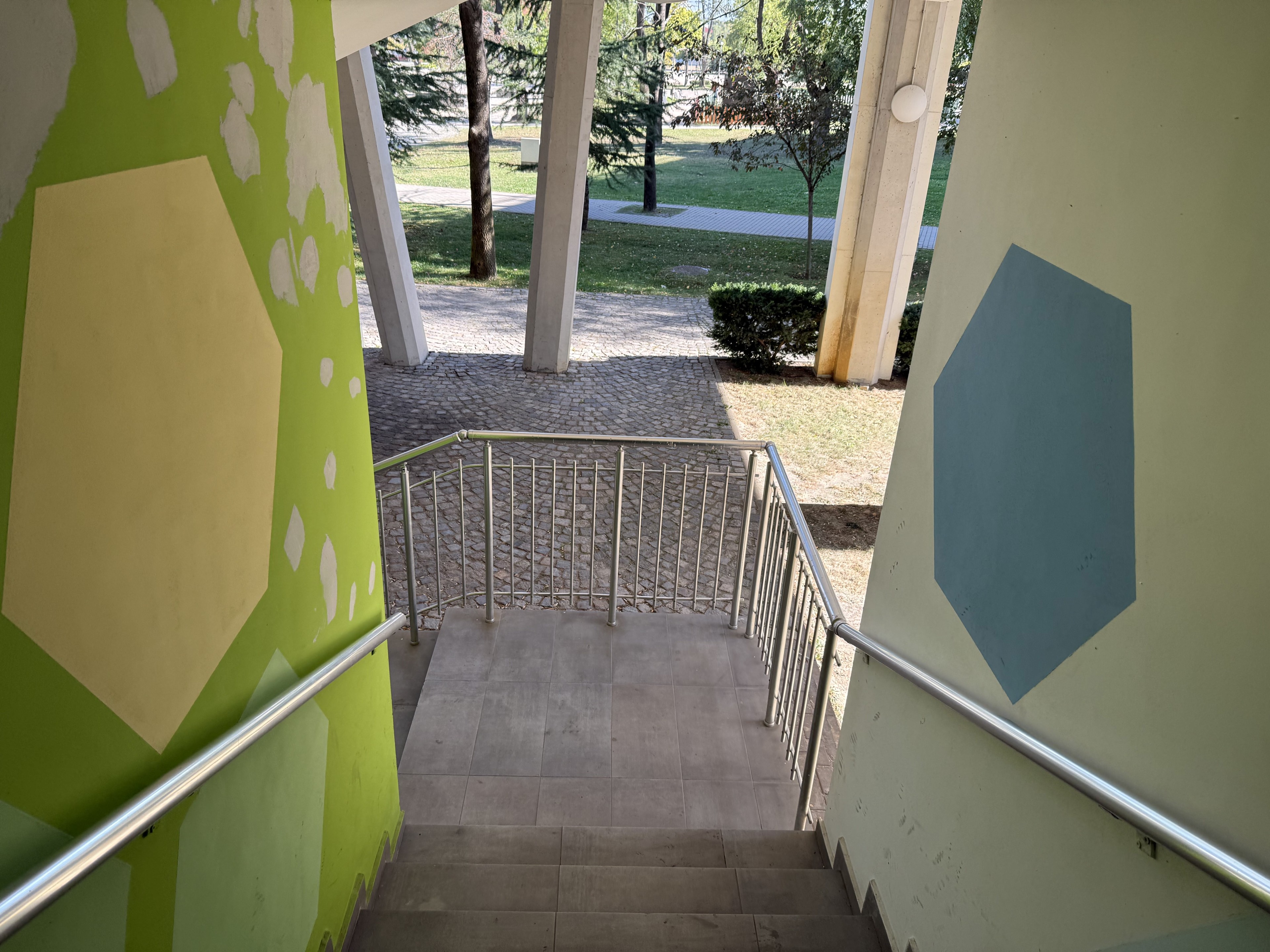 Scoutaround White Logo