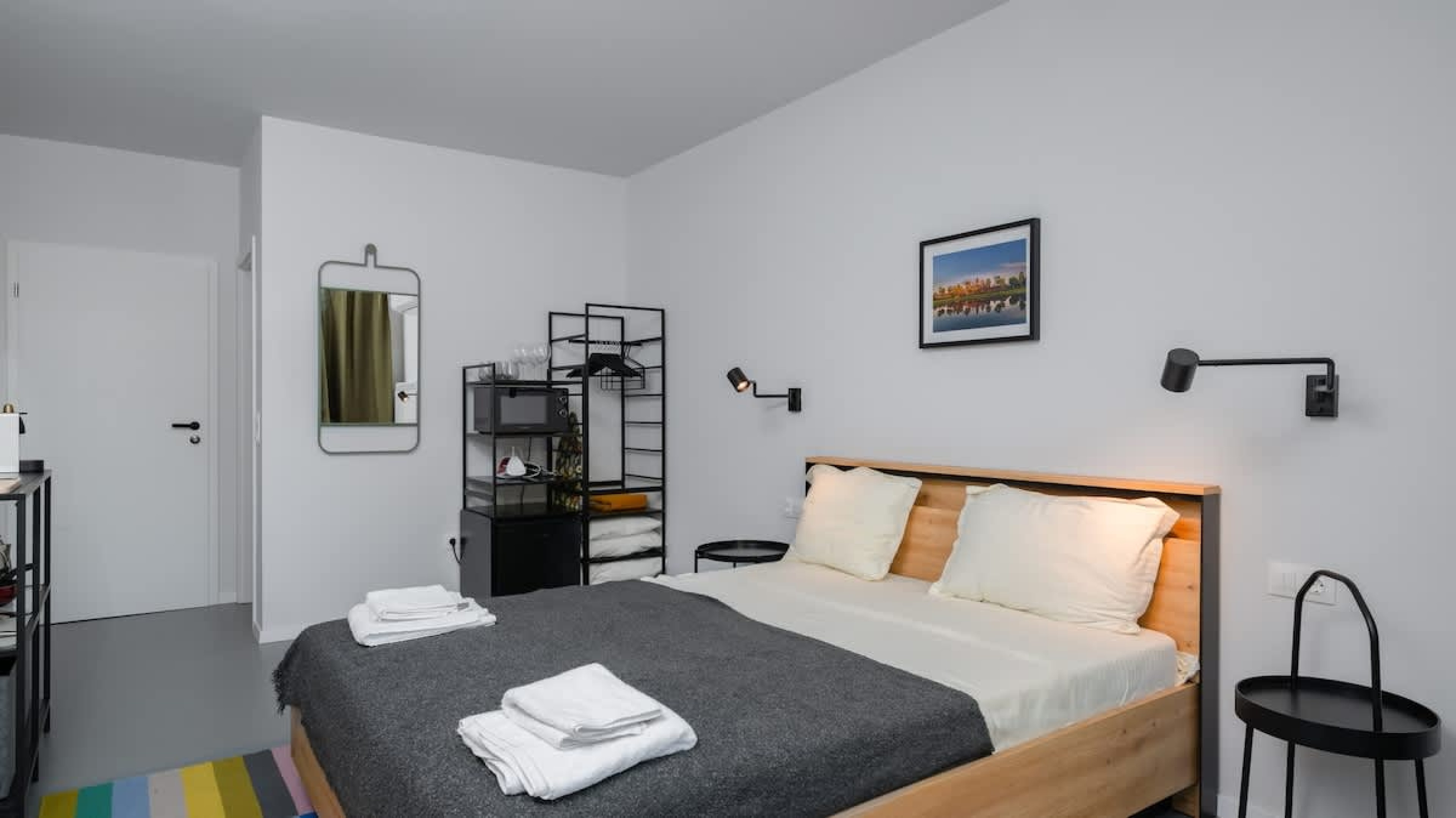 Scoutaround White Logo