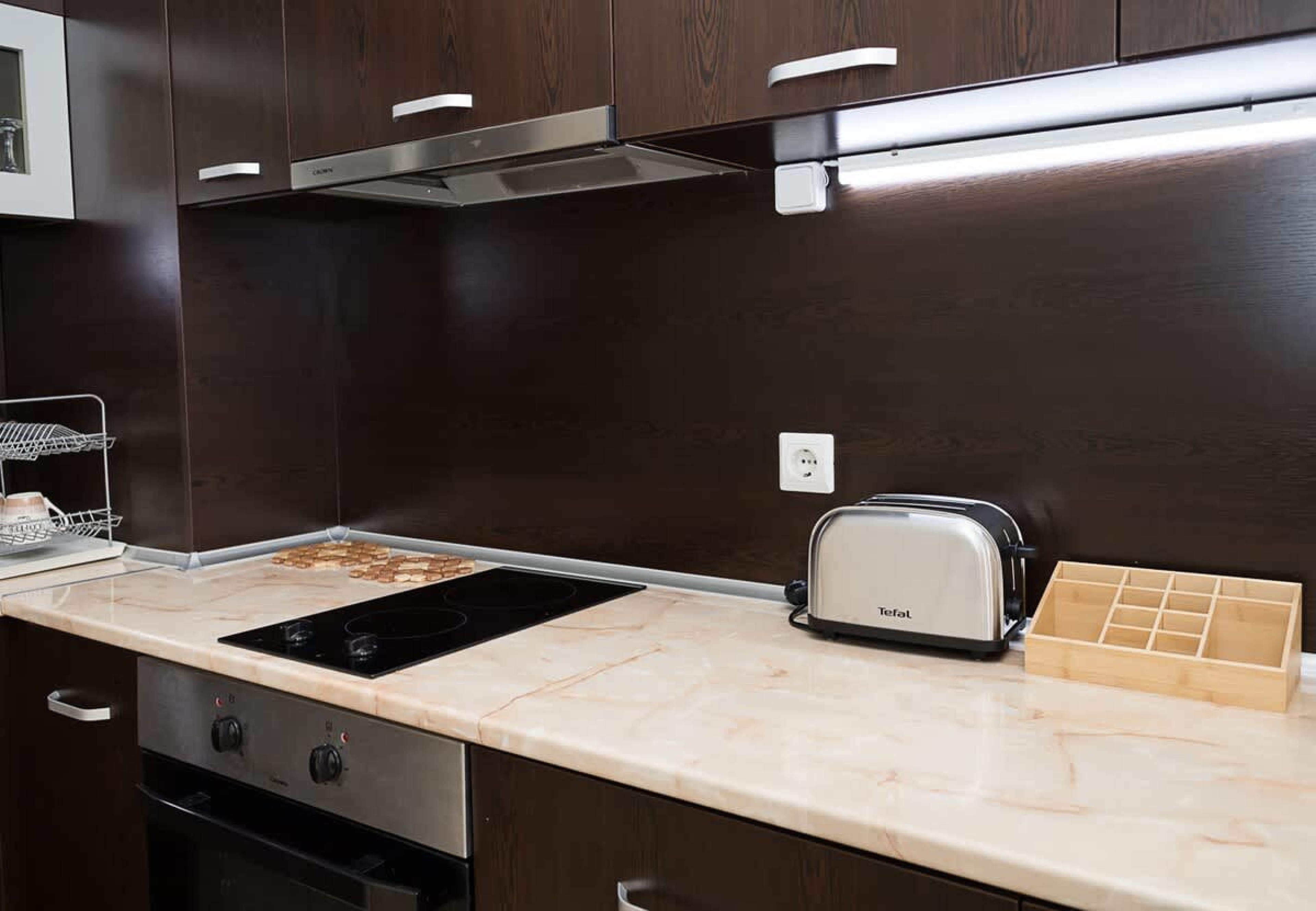 Seaside Bliss: Elegant 1BD with Stunning View - Photo 14