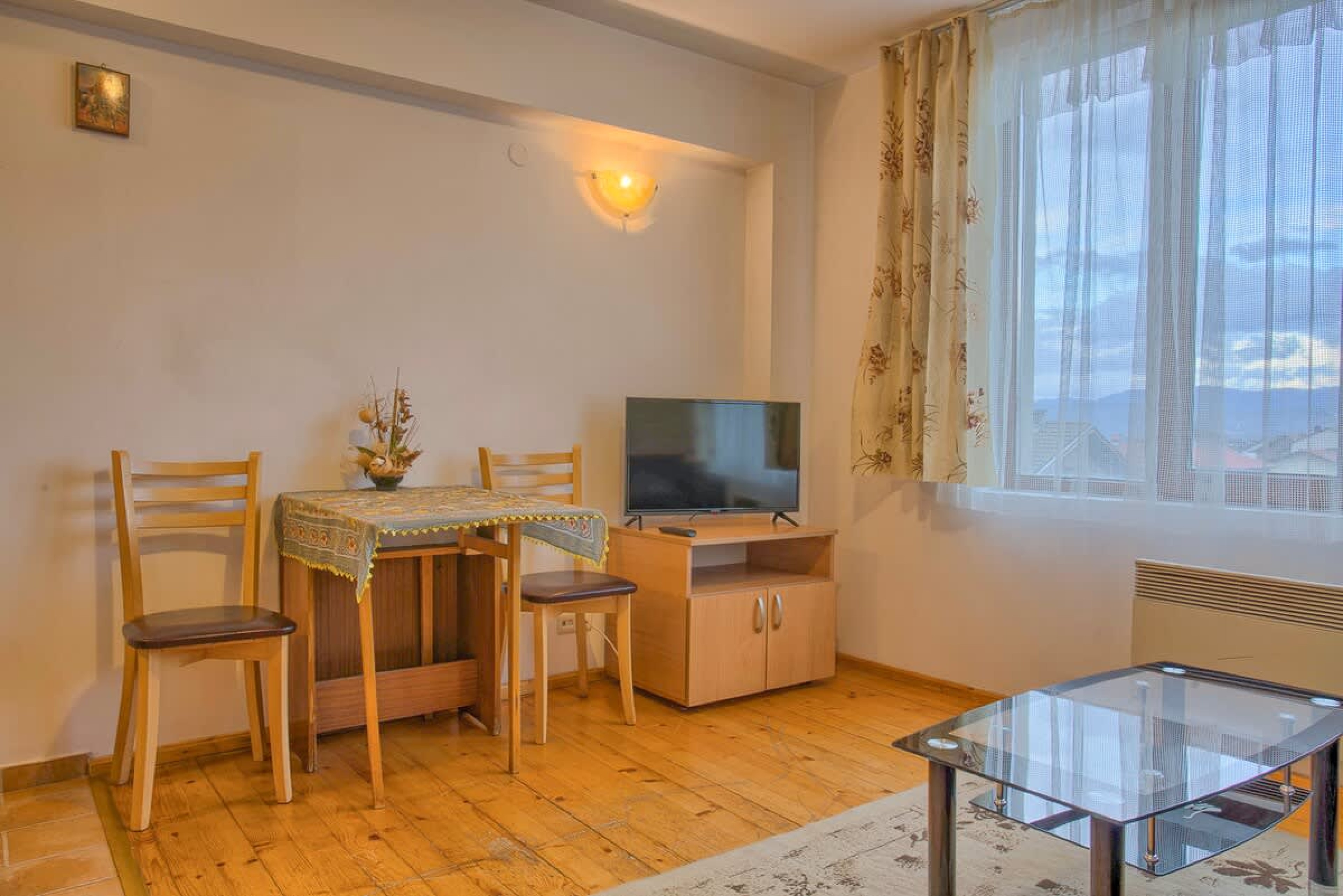 Scoutaround White Logo