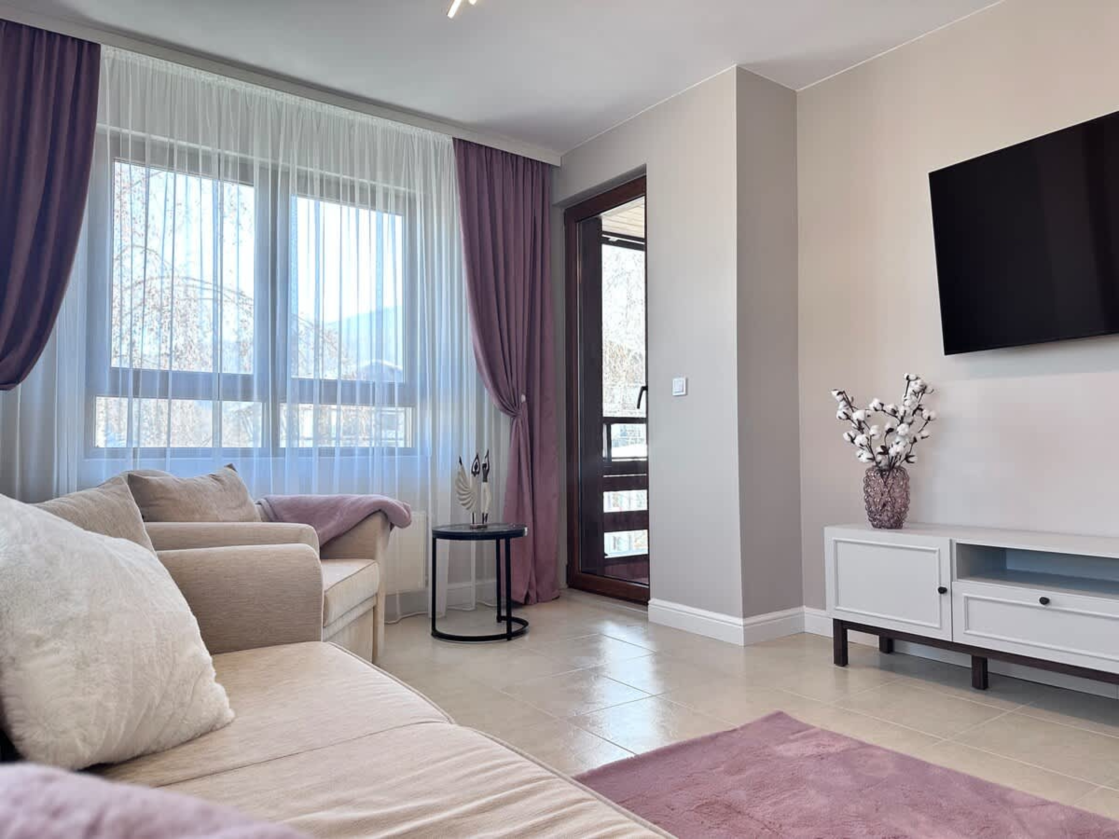 Scoutaround White Logo