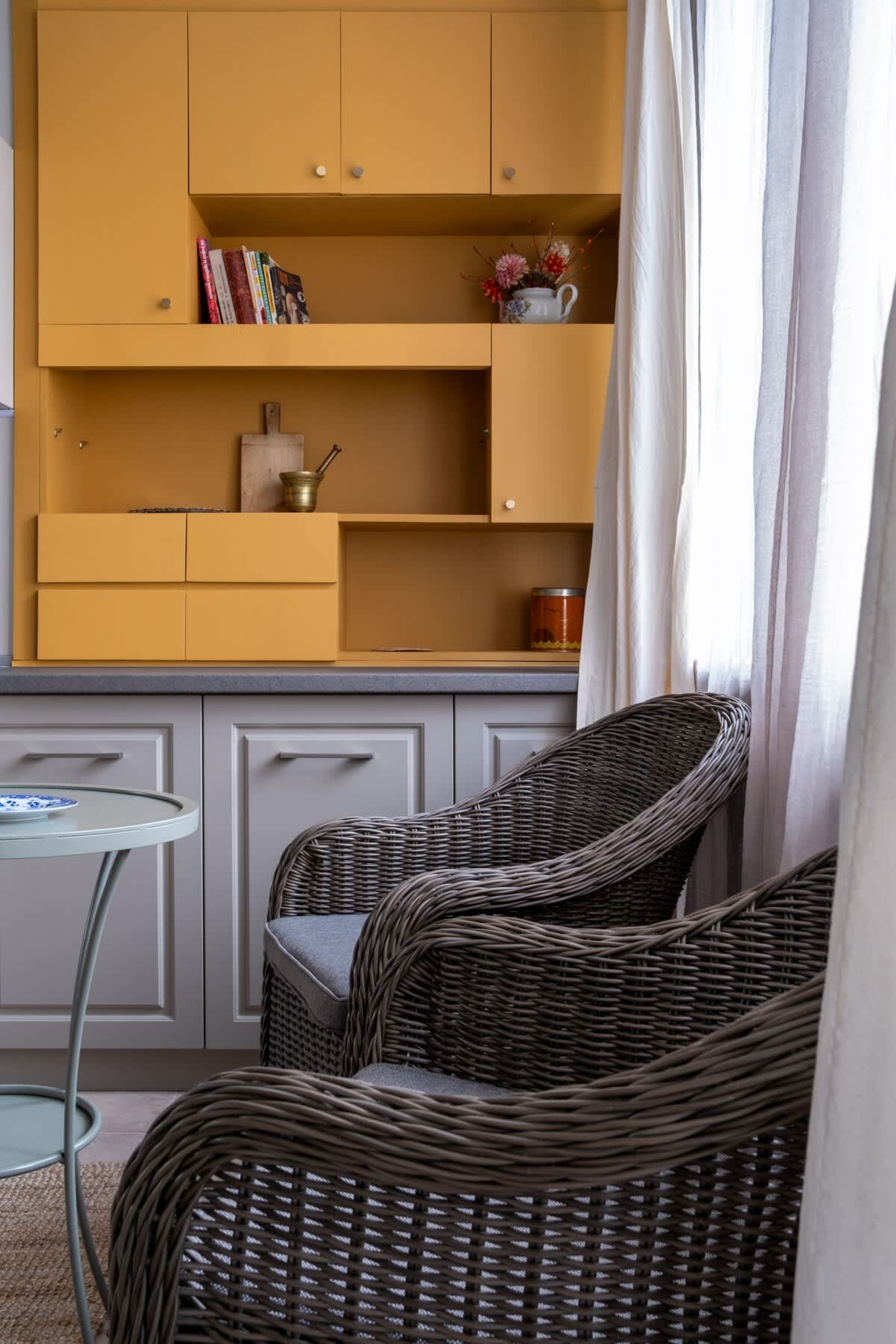 Scoutaround White Logo