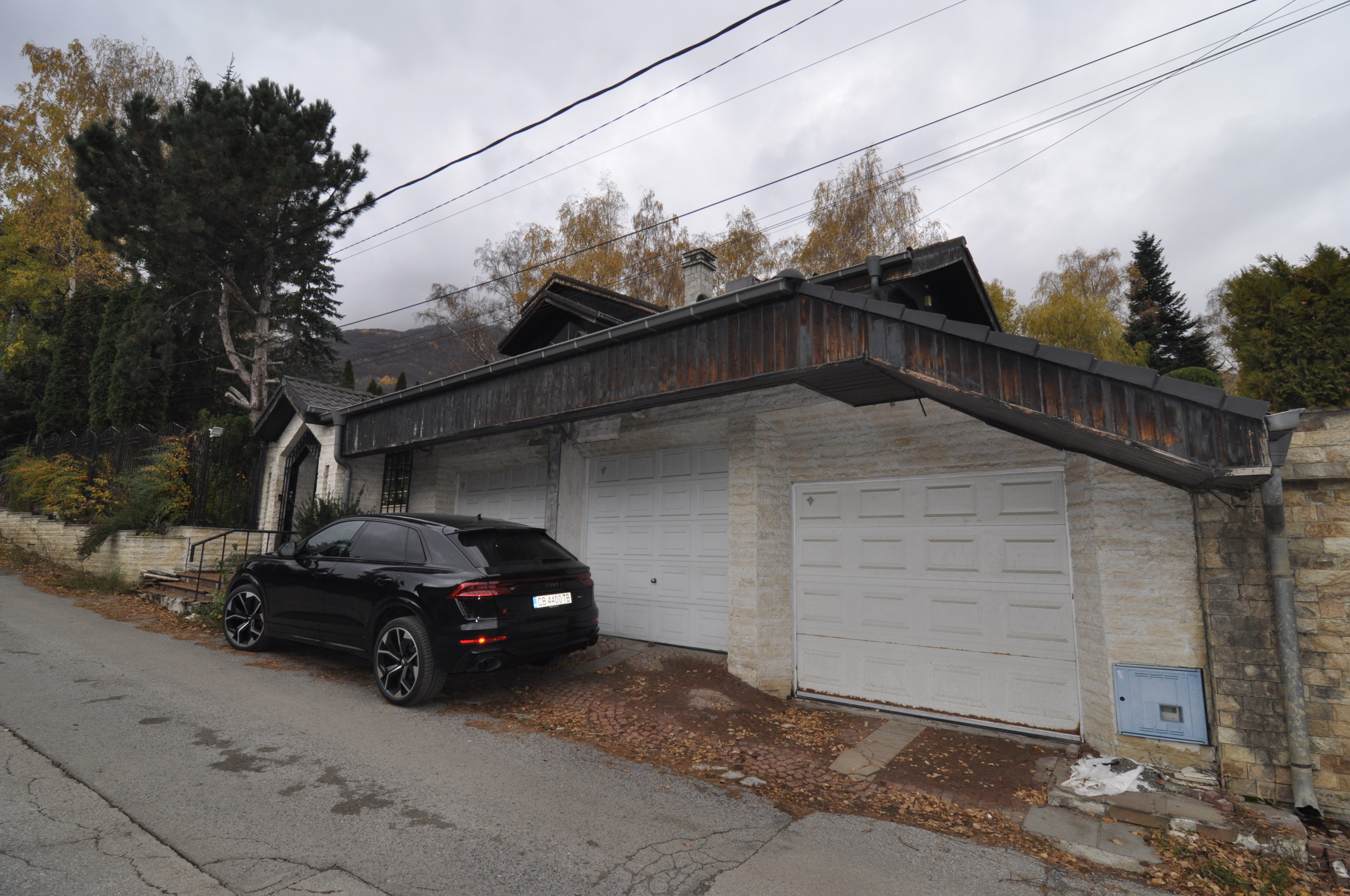 Scoutaround White Logo