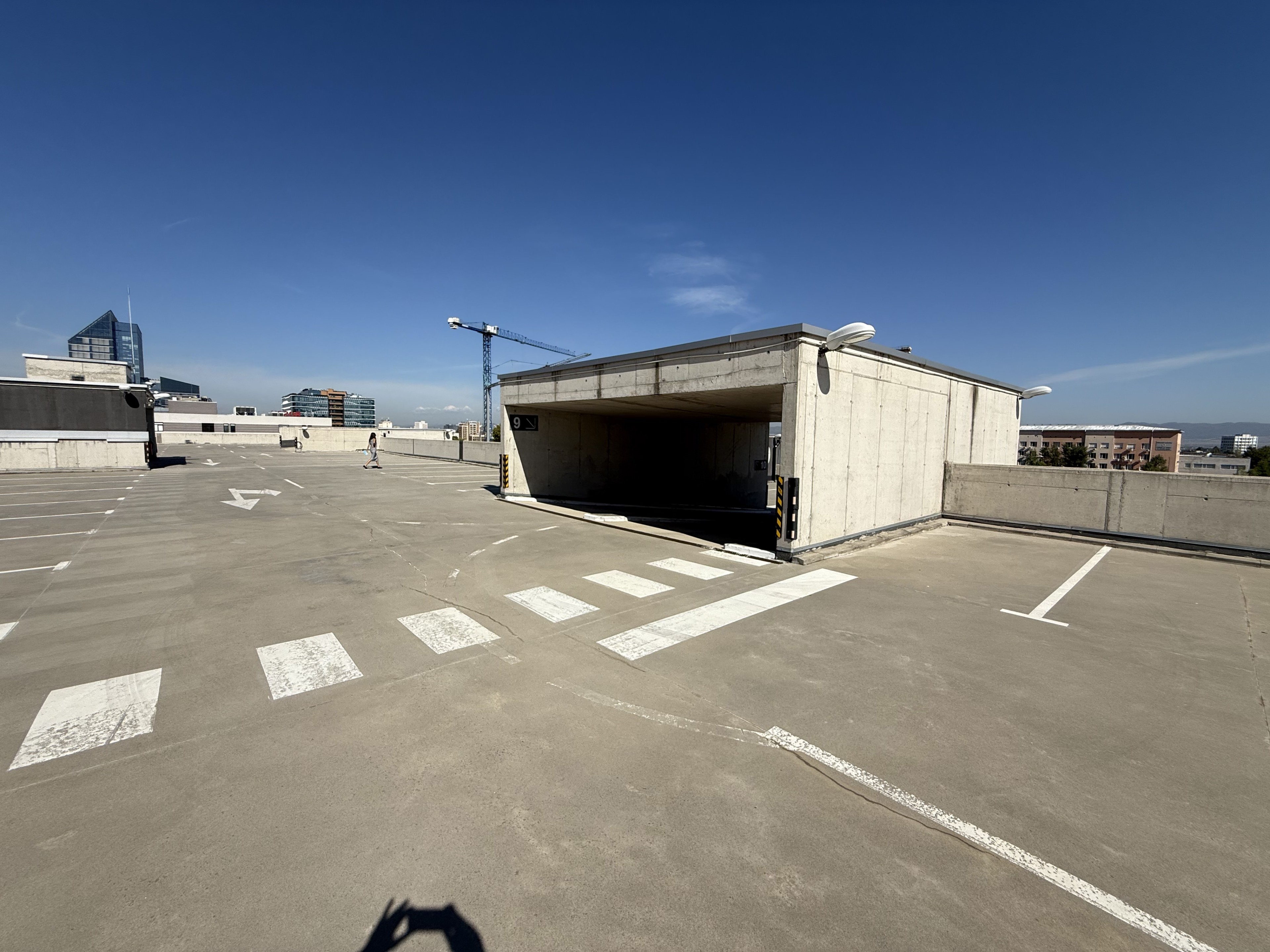 Scoutaround White Logo