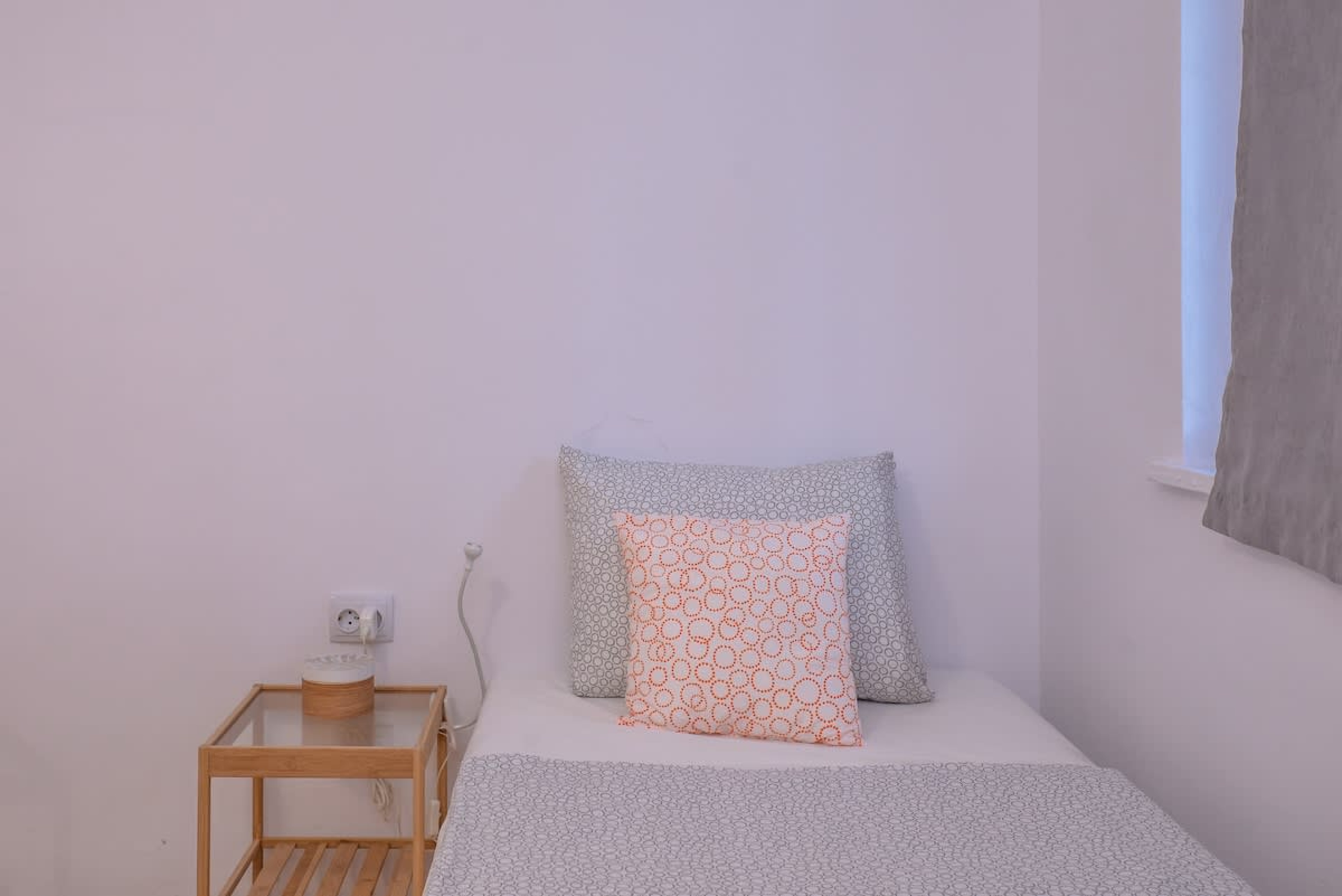 Scoutaround White Logo