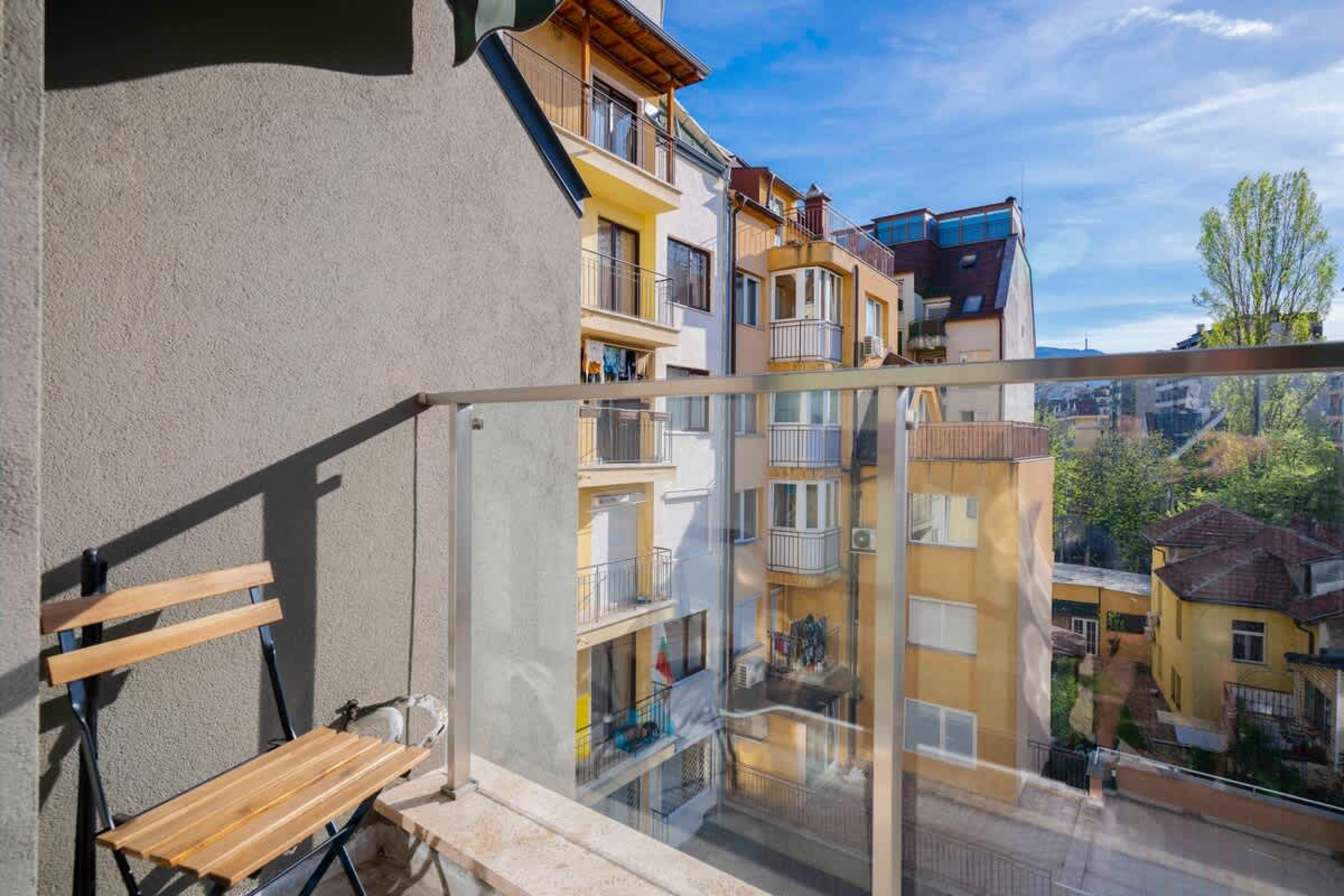 Scoutaround White Logo