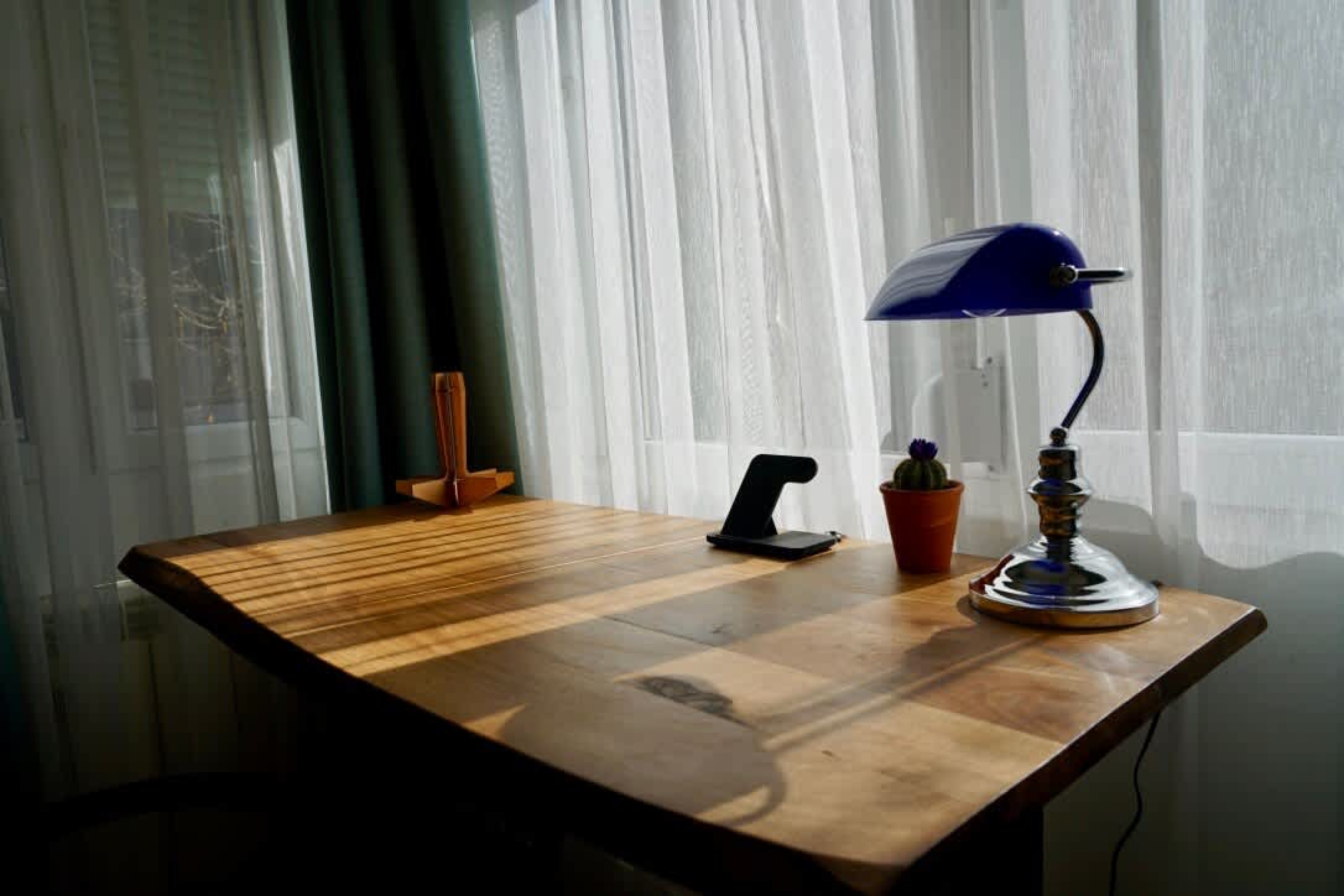 Scoutaround White Logo