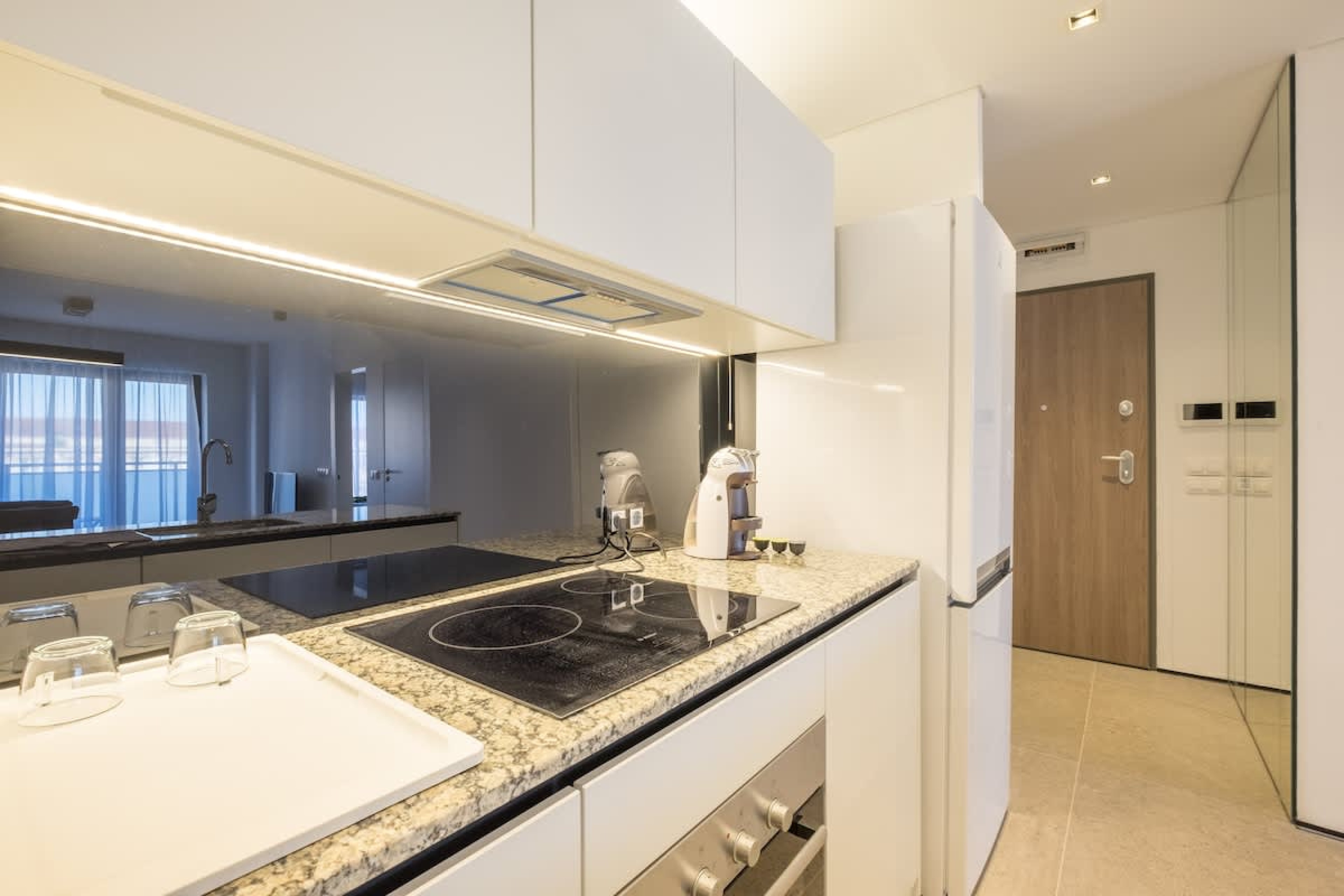 Scoutaround White Logo