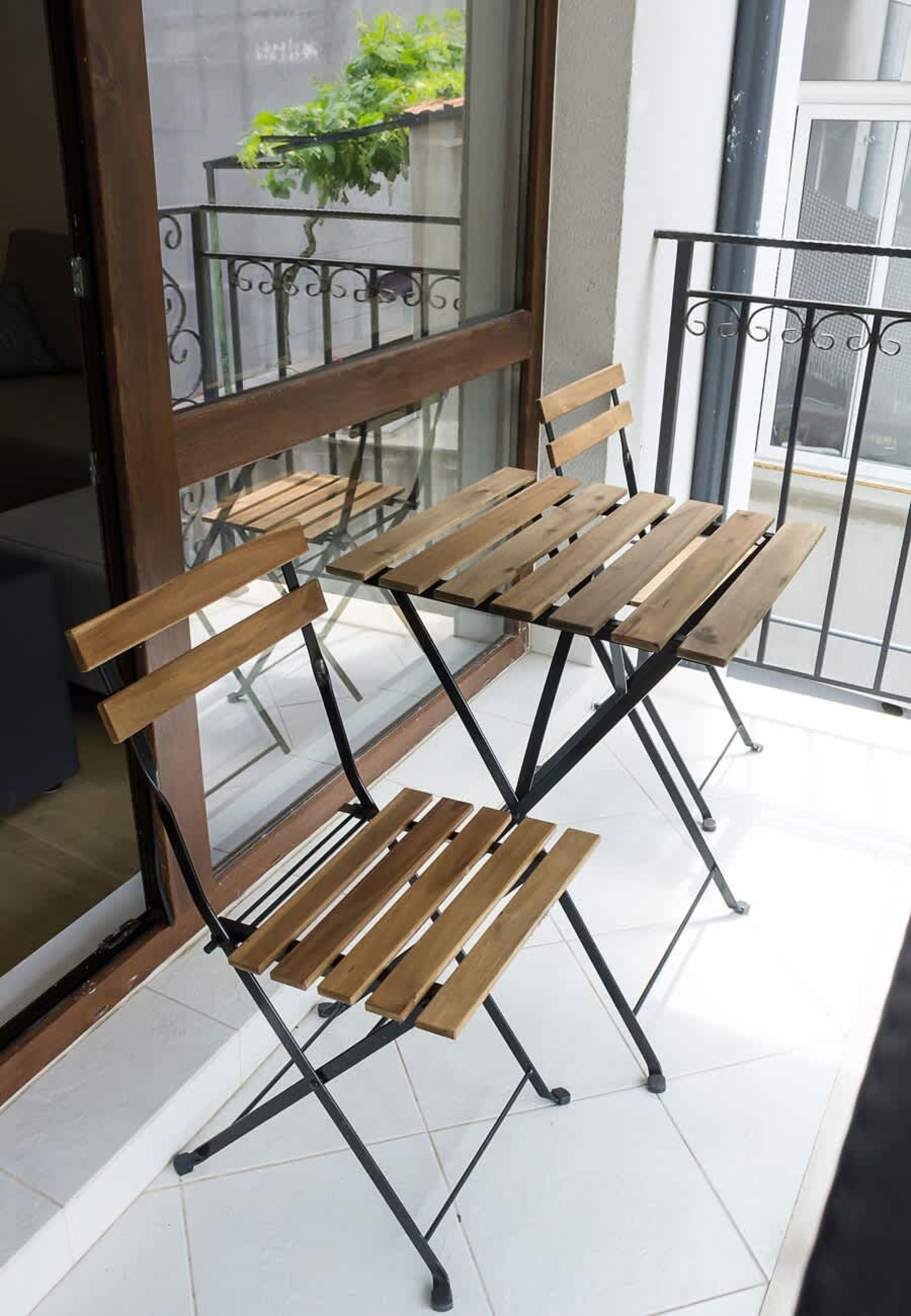 Scoutaround White Logo