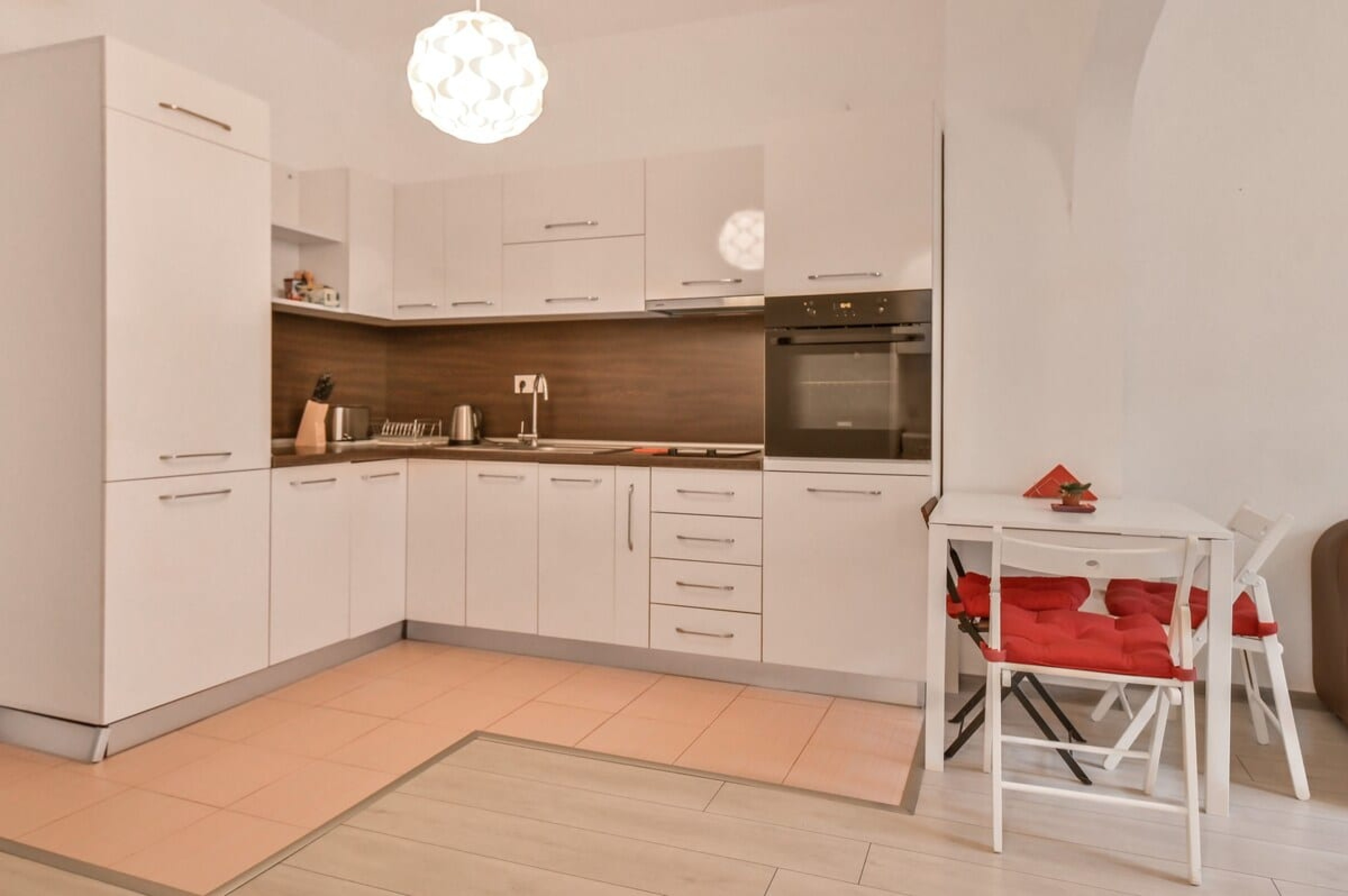 Scoutaround White Logo