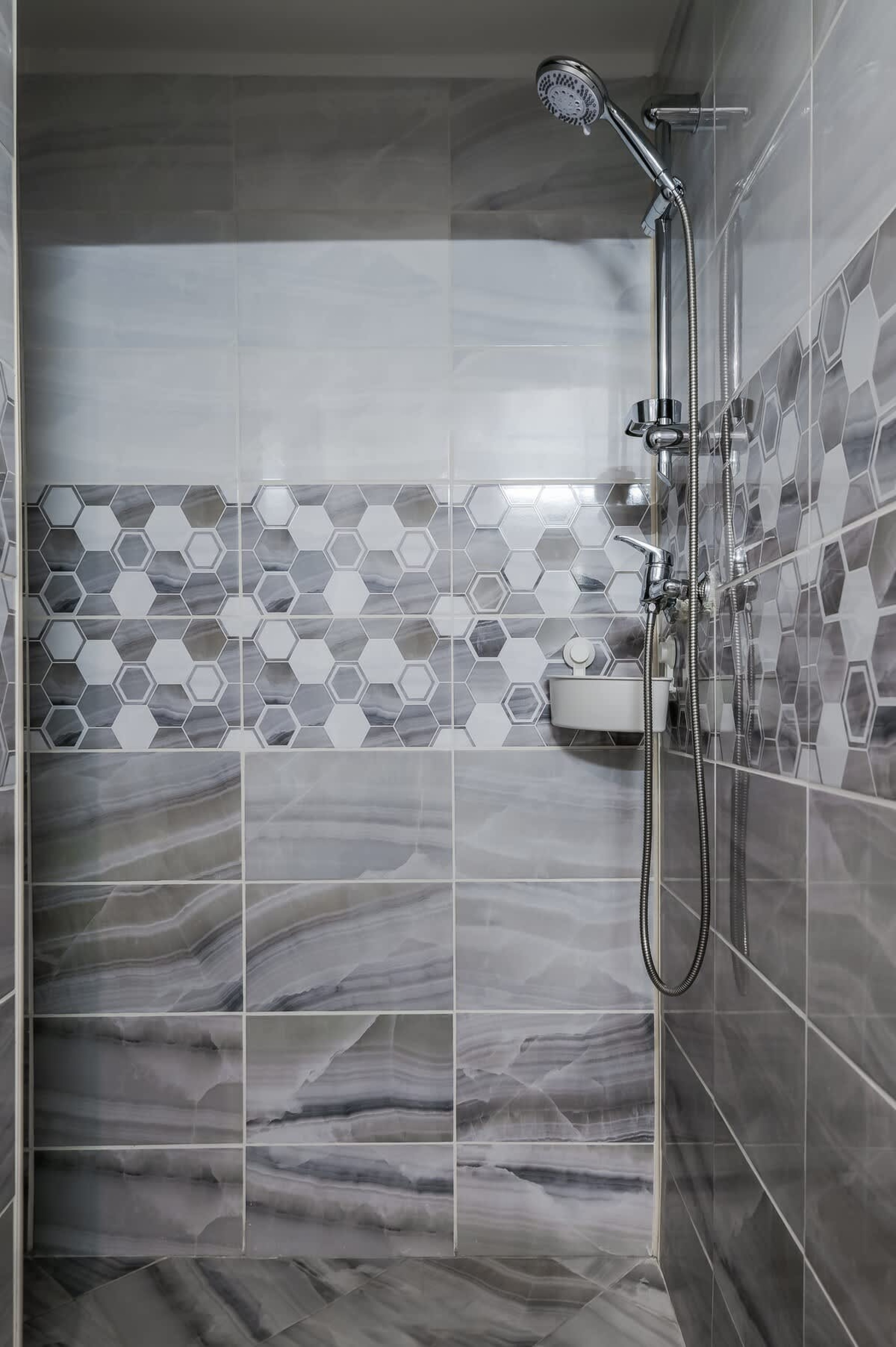 Scoutaround White Logo