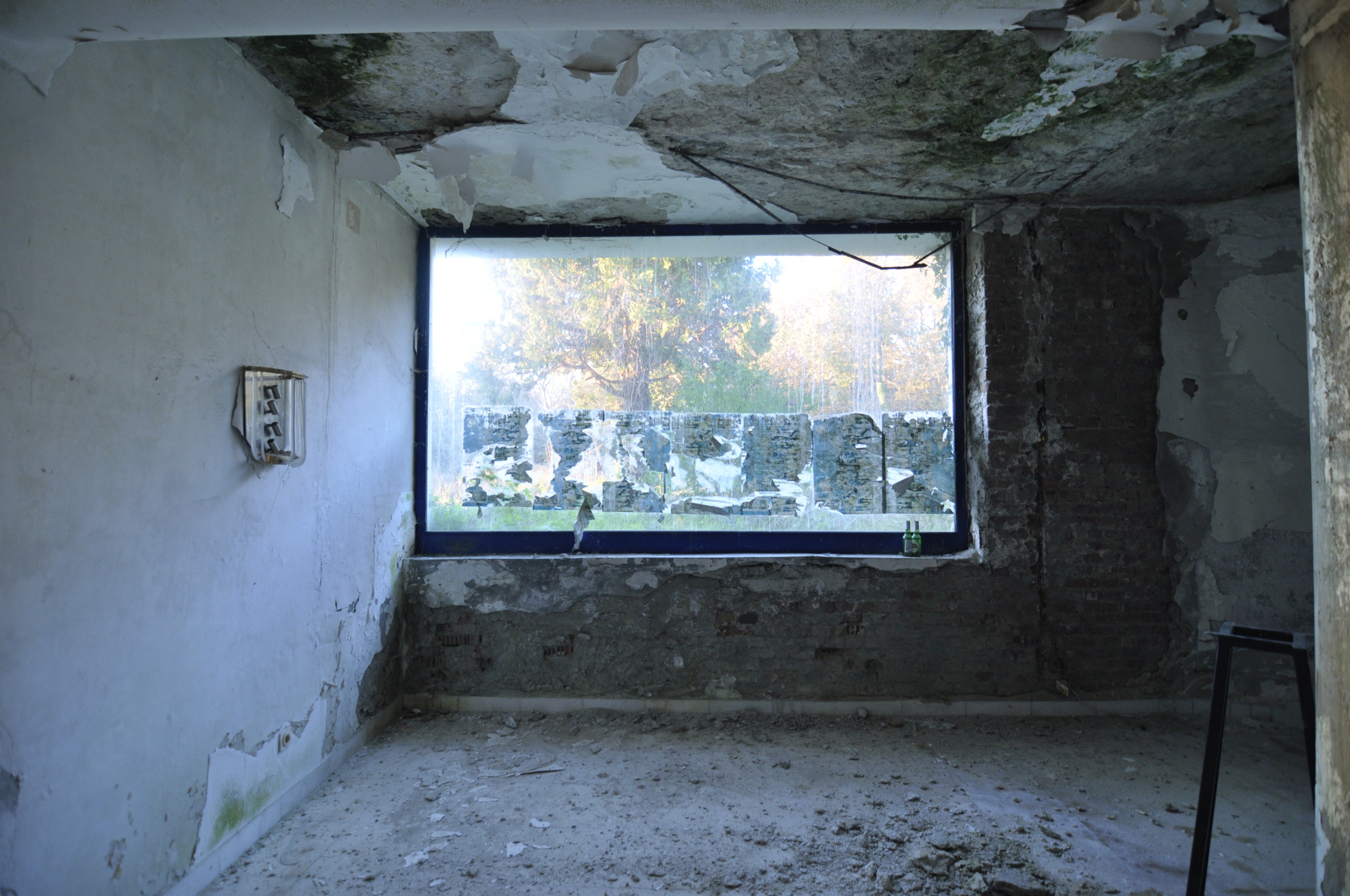 Scoutaround White Logo