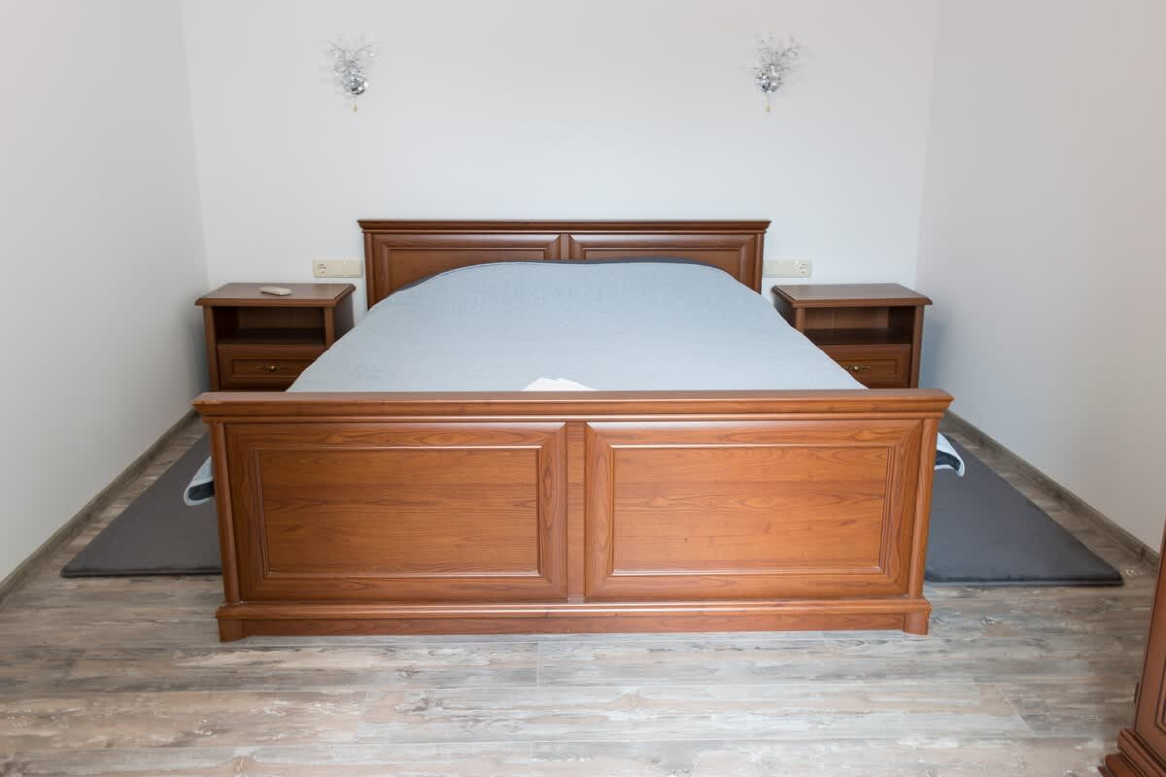 Scoutaround White Logo