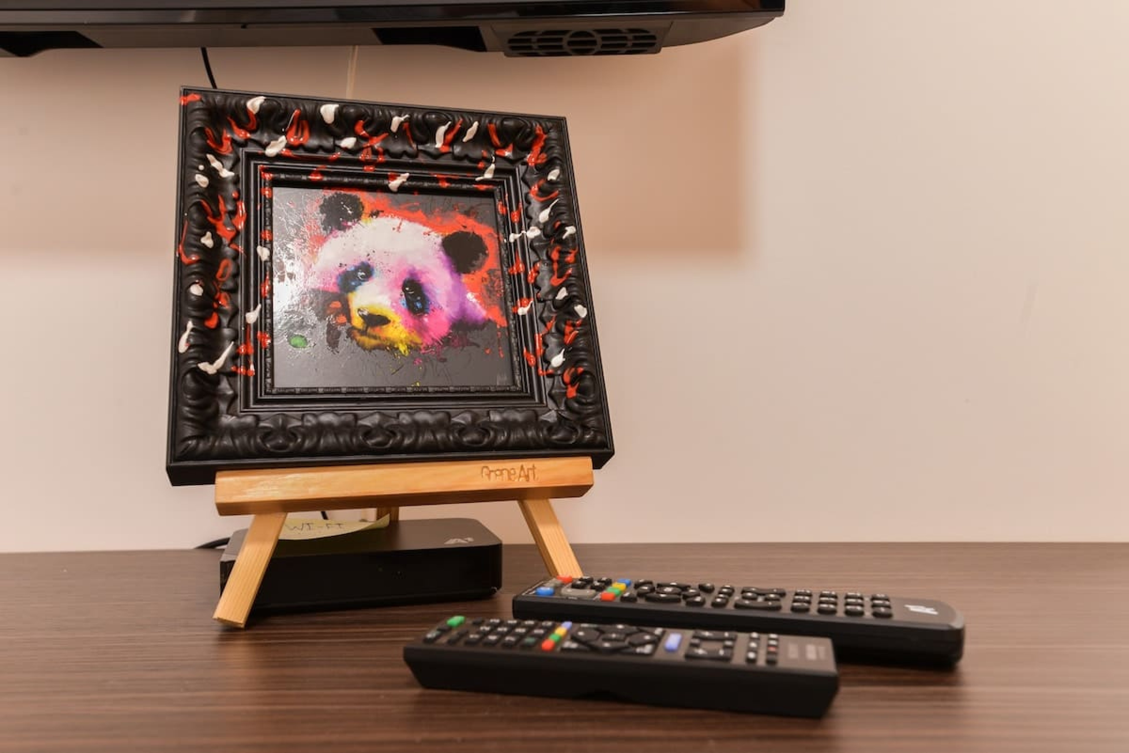 Scoutaround White Logo